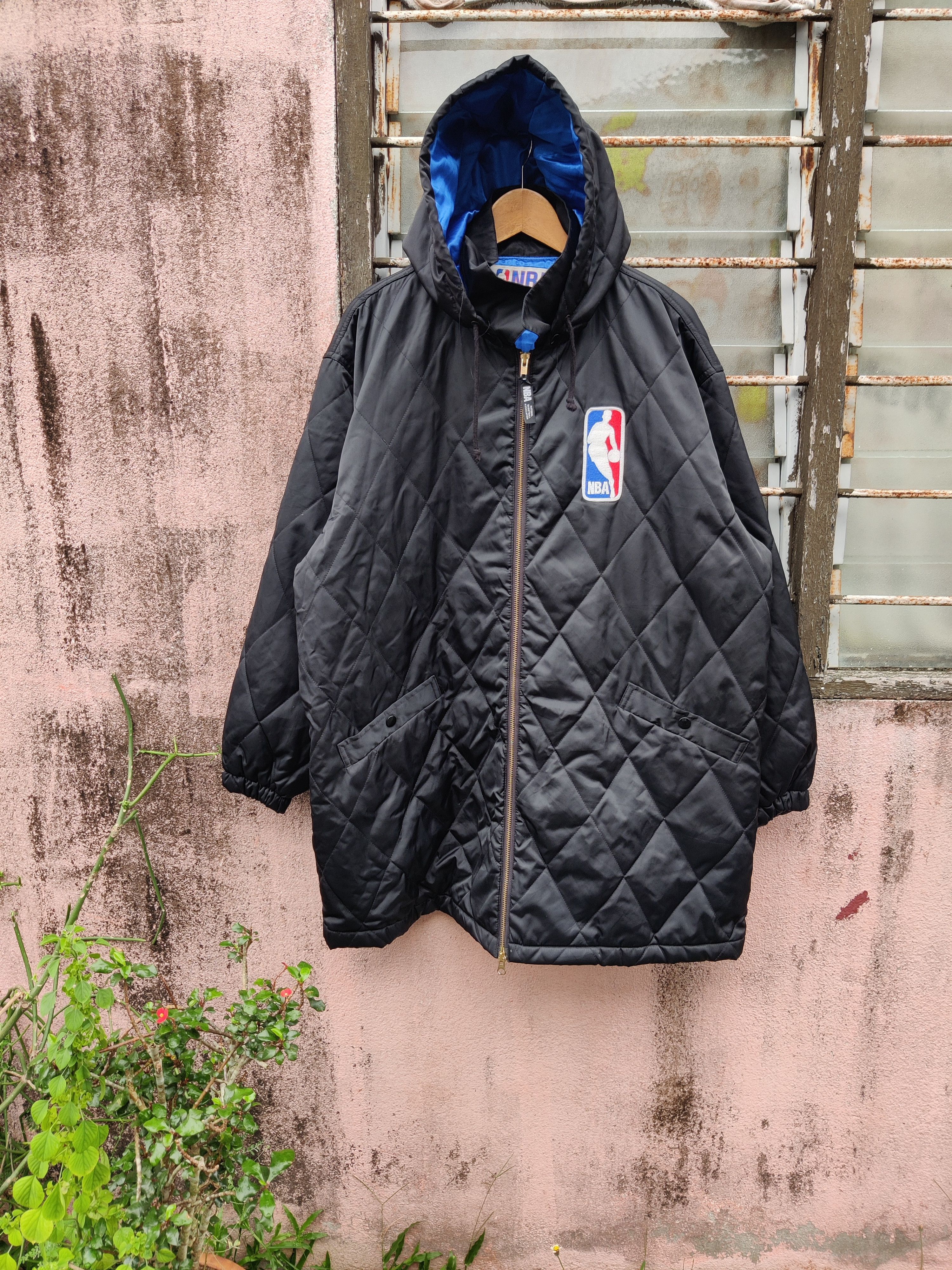 Japanese Brand Vintage Rare NBA Embroided Big Logo Winter Quilted Jacket Size US M / EU 48-50 / 2 - 4 Thumbnail