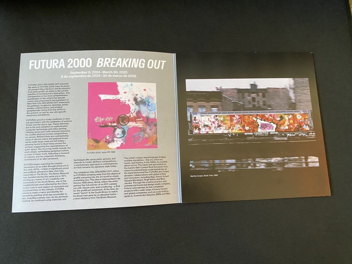 Futura × Supreme Futura 2000 Museum exhibition catalog Size ONE SIZE - 2 Thumbnail