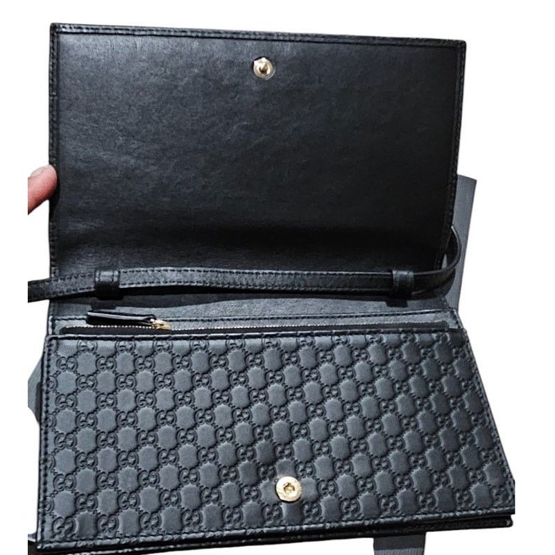 Gucci Gucci Microguccissima Crossbody Wallet on Strap Black Size ONE SIZE - 10 Thumbnail