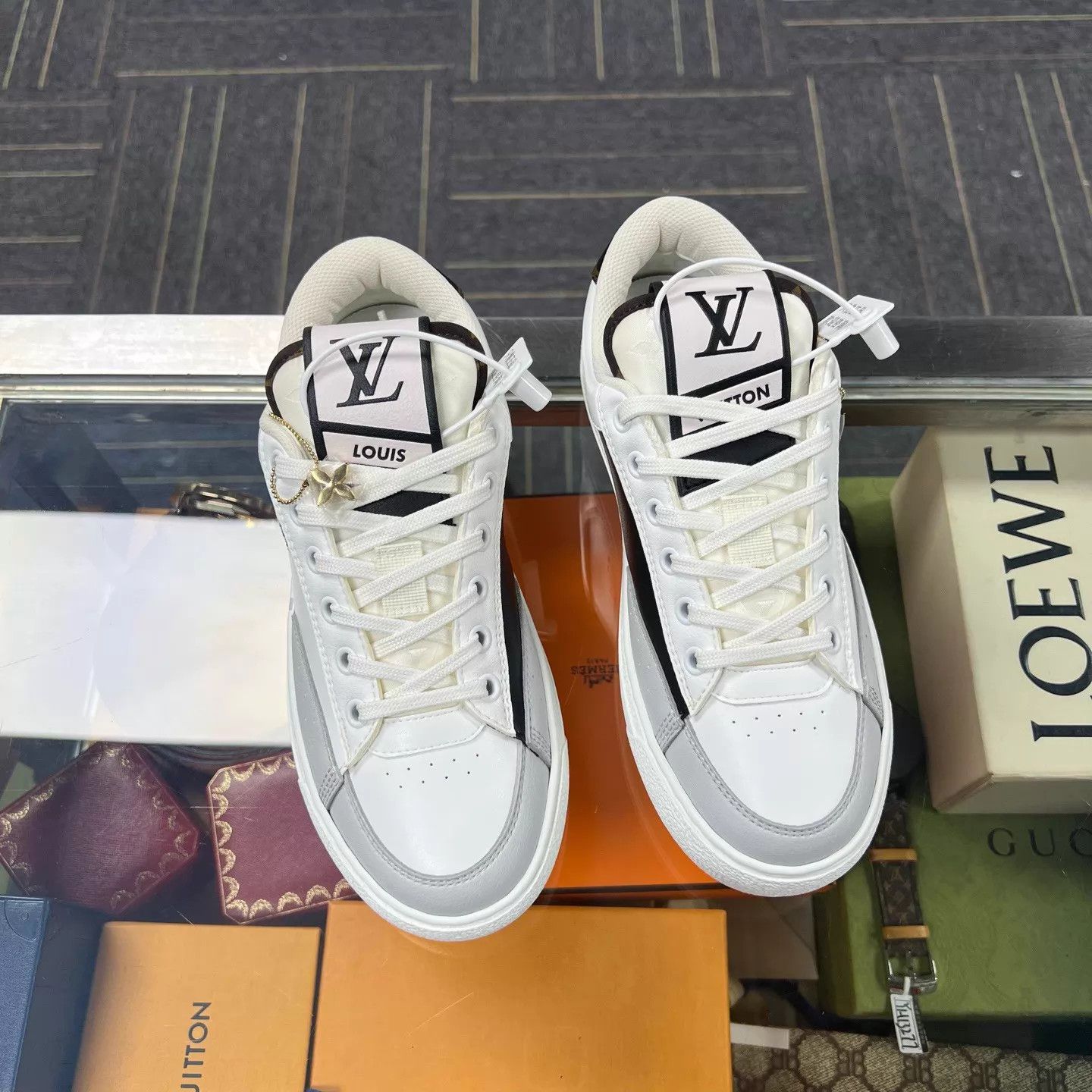 Louis Vuitton LV Charlie B&W Colorblock Sneaker 36 EU YH21479 Size US 5.5 / IT 35.5 - 1 Thumbnail