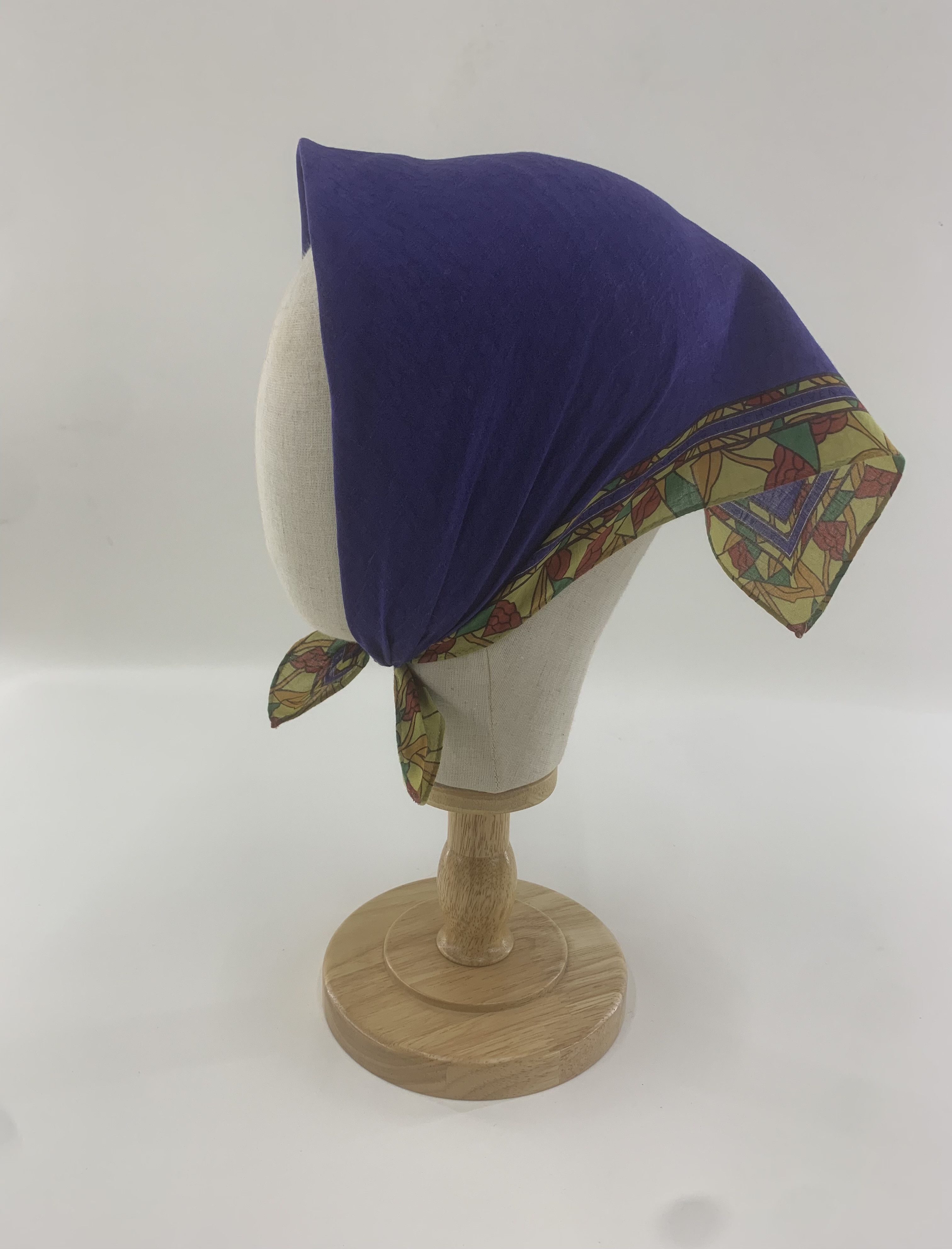 Vintage Givenchy Handkerchief Bandana Neckerchief Square TB3383 Size ONE SIZE - 3 Thumbnail