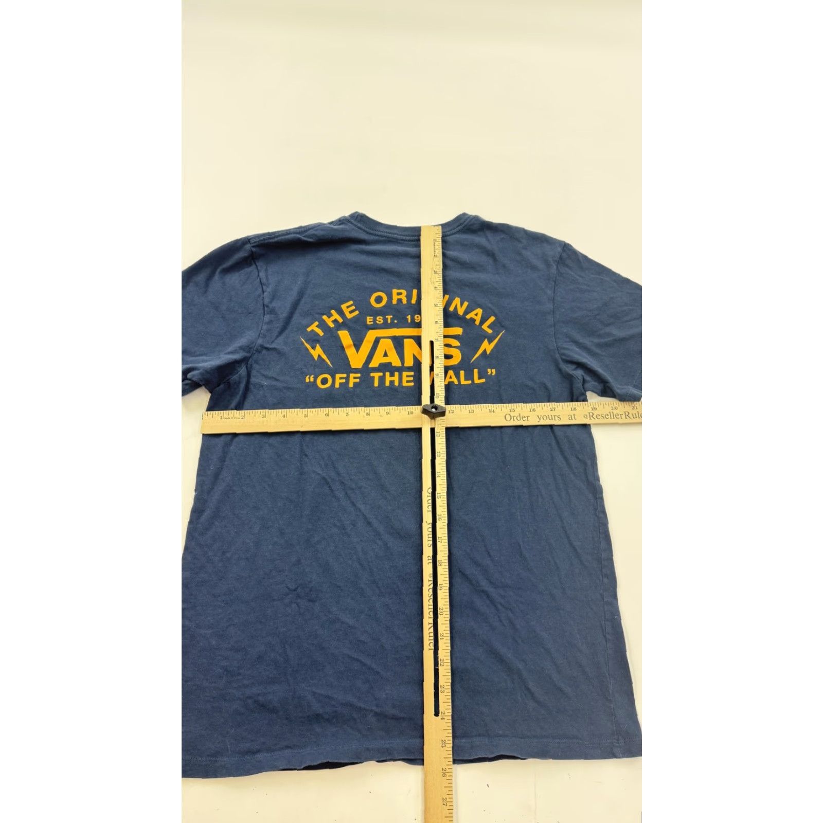 Vans Vans Shirt Mens Medium Blue The Original Off The Wall Graphic Tee Tagless Skate Shirt Mens Graphic Tee Size US M / EU 48-50 / 2 - 7 Thumbnail
