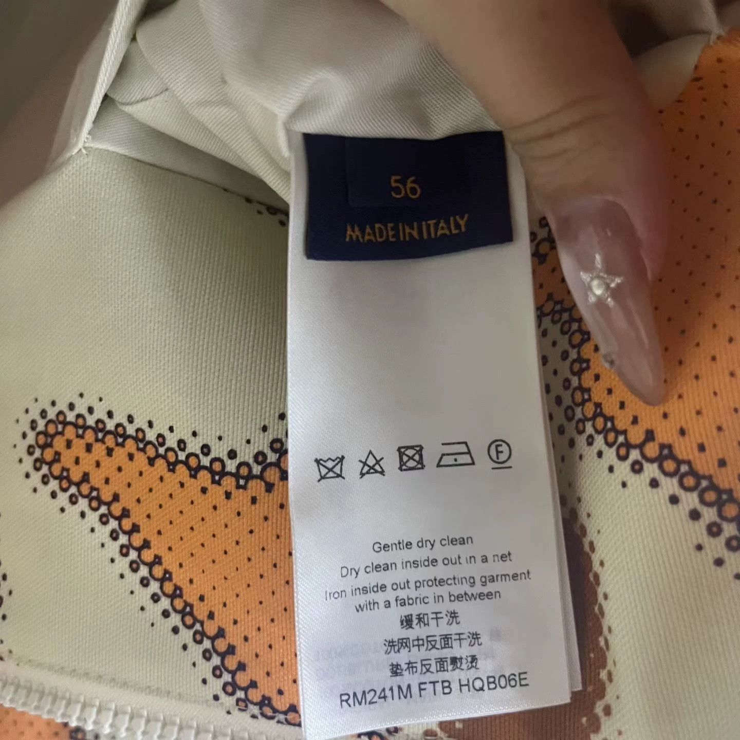 Louis Vuitton Louis Vuitton Red Map Print Hooded Jacket Size US XL / EU 56 / 4 - 3 Thumbnail