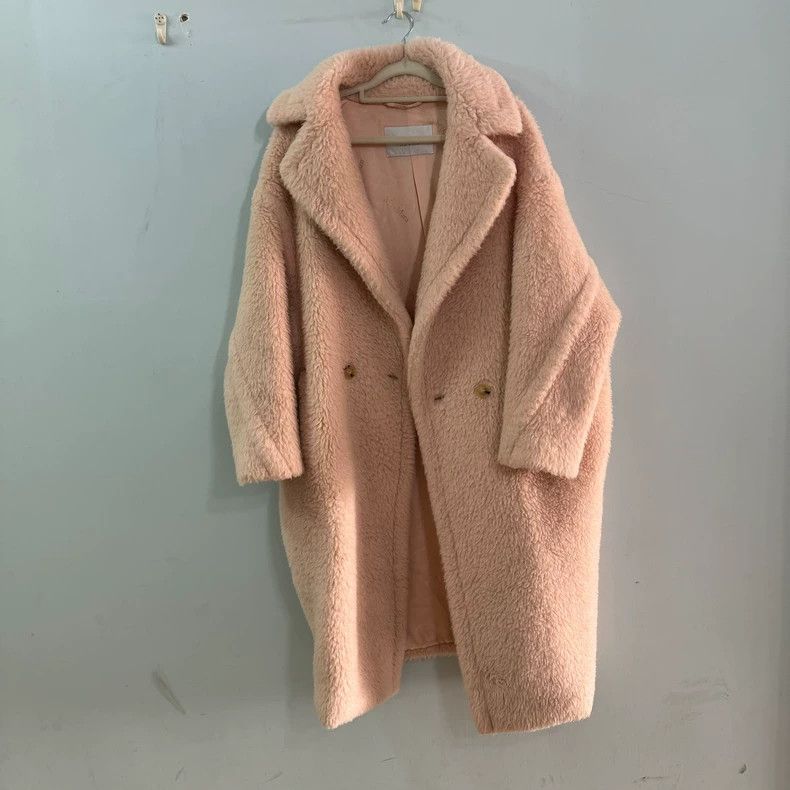 Max Mara Max Mara Pink Teddy. Size S / US 4 / IT 40 - 1 Thumbnail