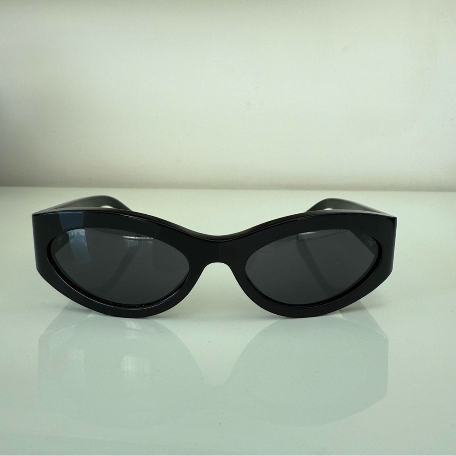 Celine NEW!!! Celine Sunglasses CL40288I 01A Authentic Retail 585$ Size ONE SIZE - 3 Thumbnail