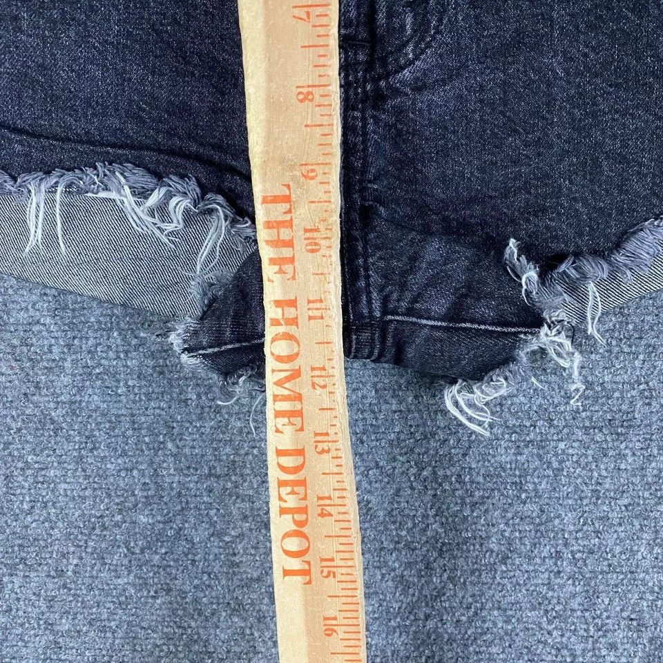 Abercrombie & Fitch Abercrombie & Fitch Shorts Women's 6 Annie Shortie 28" W Size 28" / US 6 / IT 42 - 3 Thumbnail