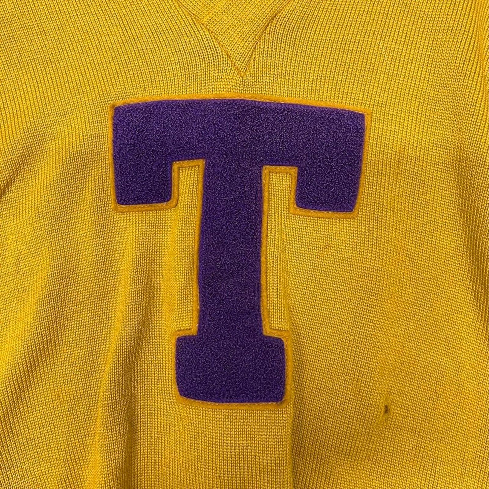 Wilson VTG 1950s Wilson yellow and purple University sweater Size US L / EU 52-54 / 3 - 4 Thumbnail