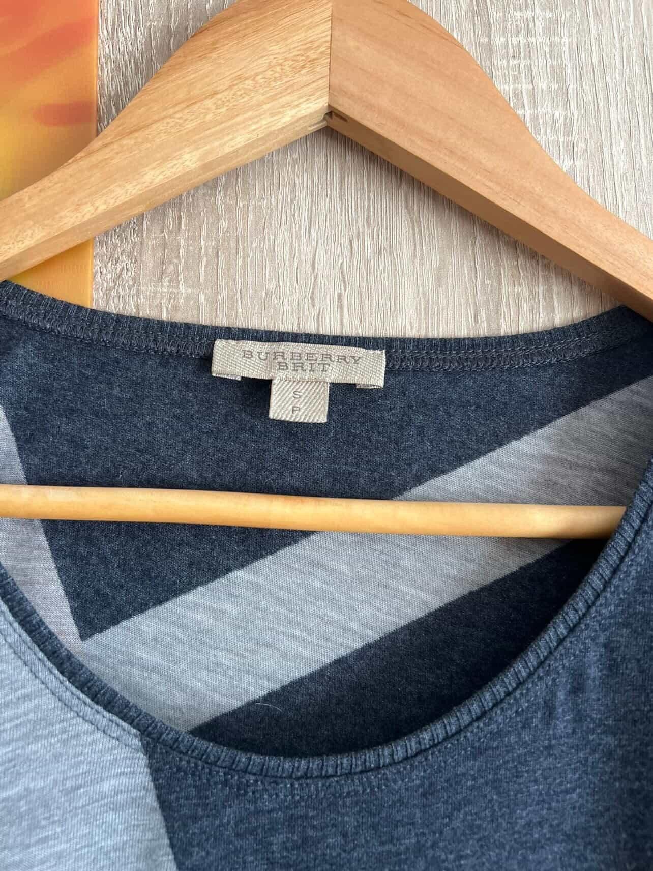 Burberry Burberry Brit t-shirt 💥🔥 Size S / US 4 / IT 40 - 2 Thumbnail