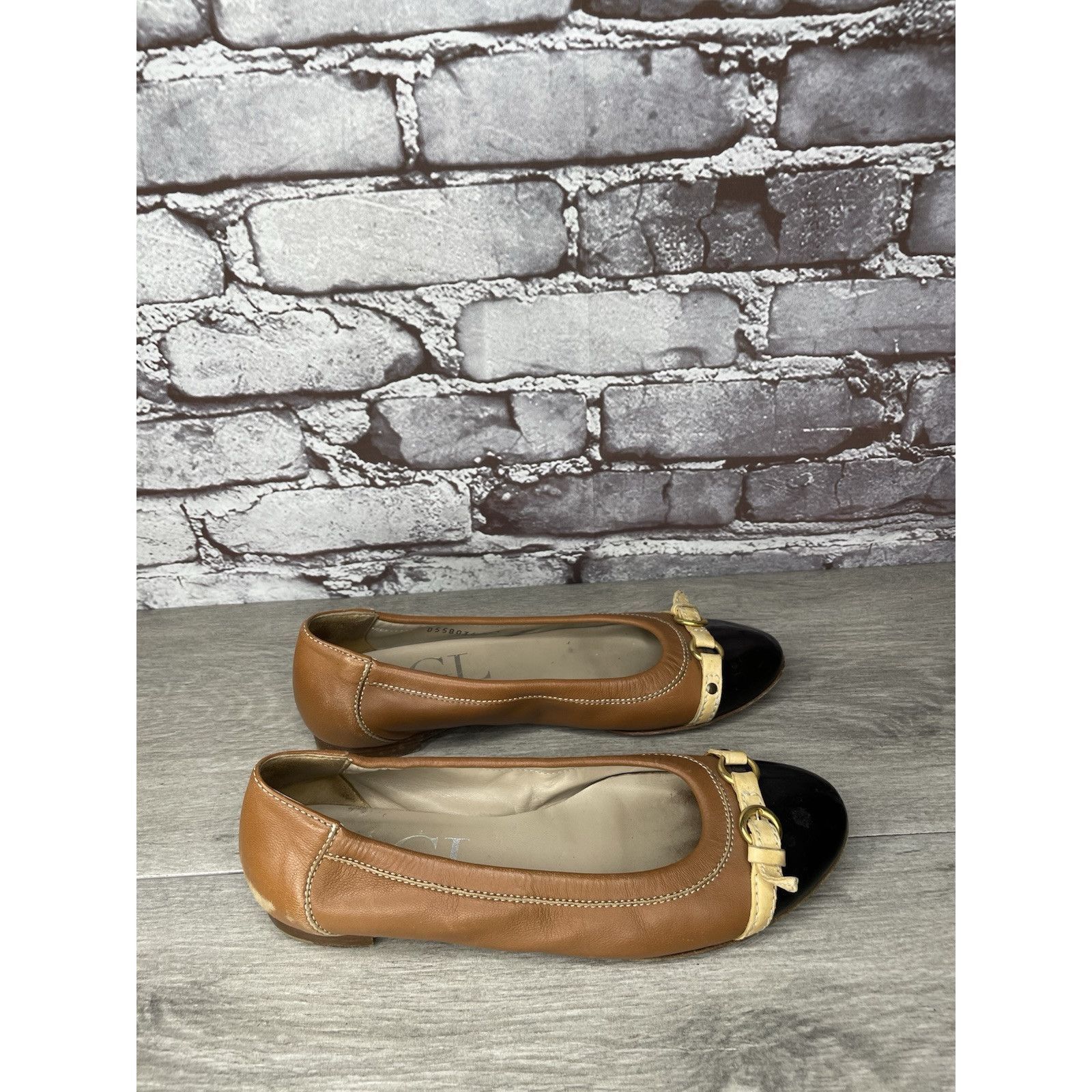 AGLINI AGL SPECTATOR Brown Leather Black Patent Cap Toe Ballet Flat Size US 6 / IT 36 - 19 Thumbnail