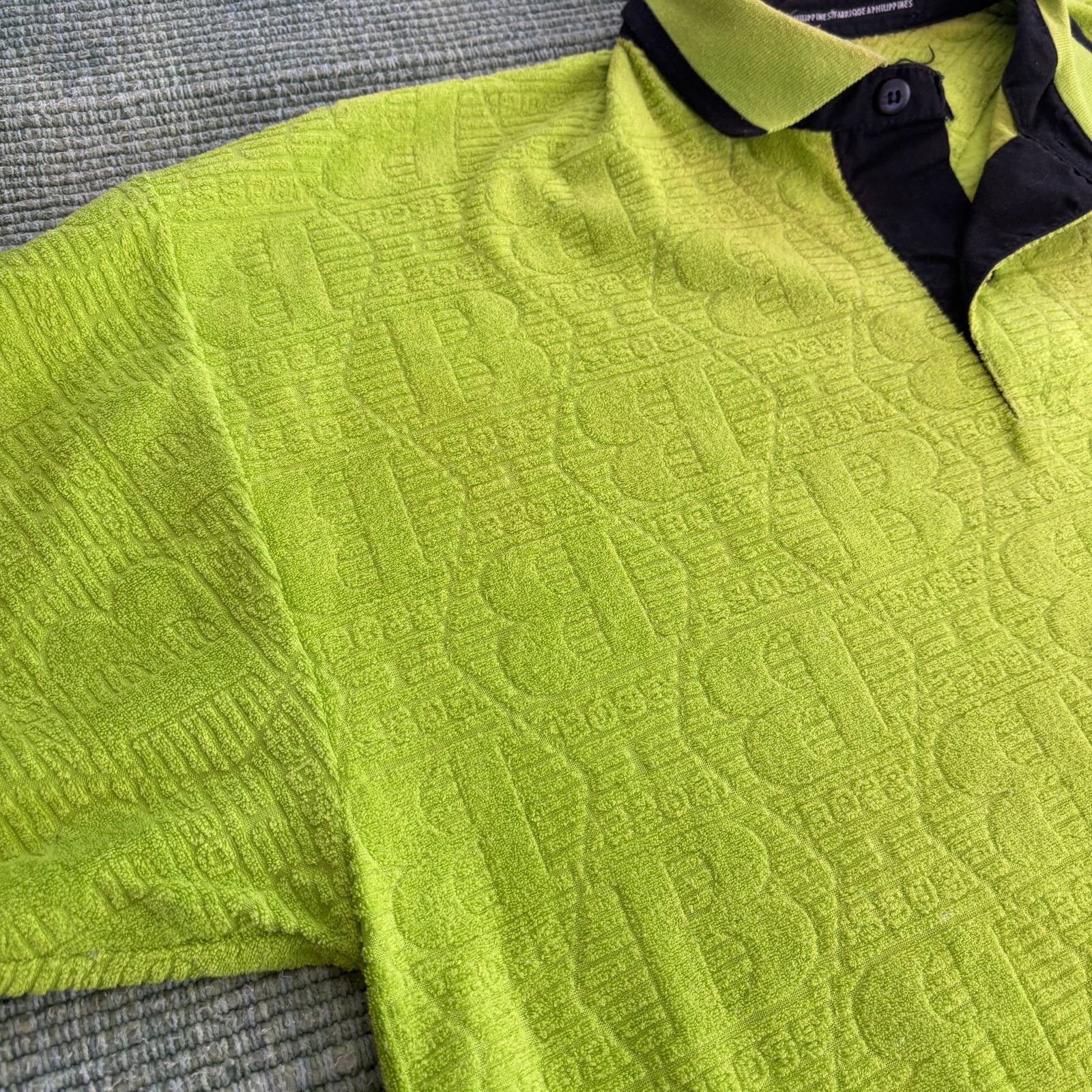 Vintage Y2K lime green BOSS terrycloth texture patterned baggy shirt Size US XL / EU 56 / 4 - 6 Thumbnail