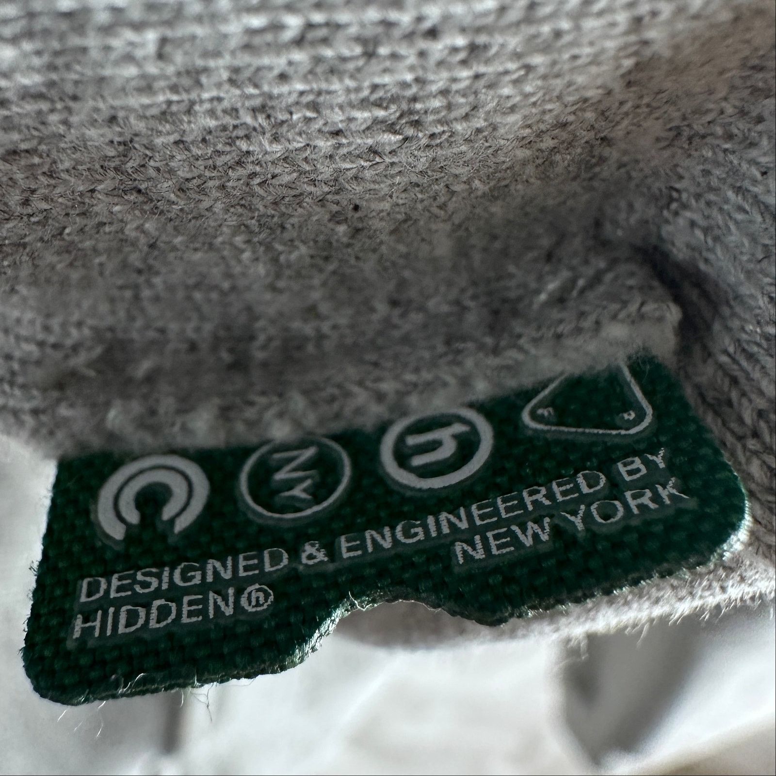 HIDDEN Hidden NY x Annie Grey Panelled Raglan Crewneck Sweatshirt Size US XL / EU 56 / 4 - 6 Thumbnail