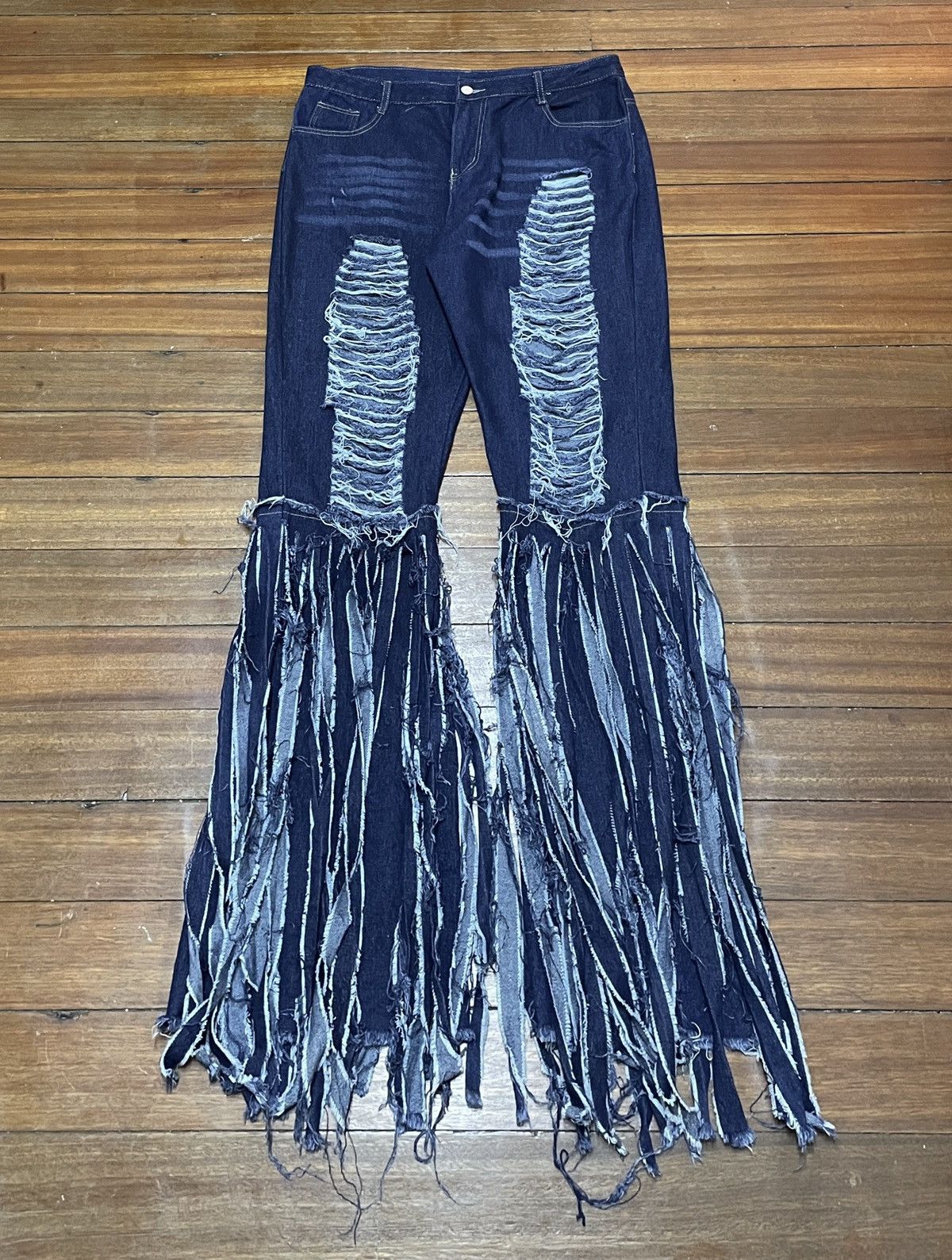 Japanese Brand × Vintage Rare Vintage Japanese Brand Ripped Fringe Flared Jeans 2000s Size US 27 - 1 Thumbnail