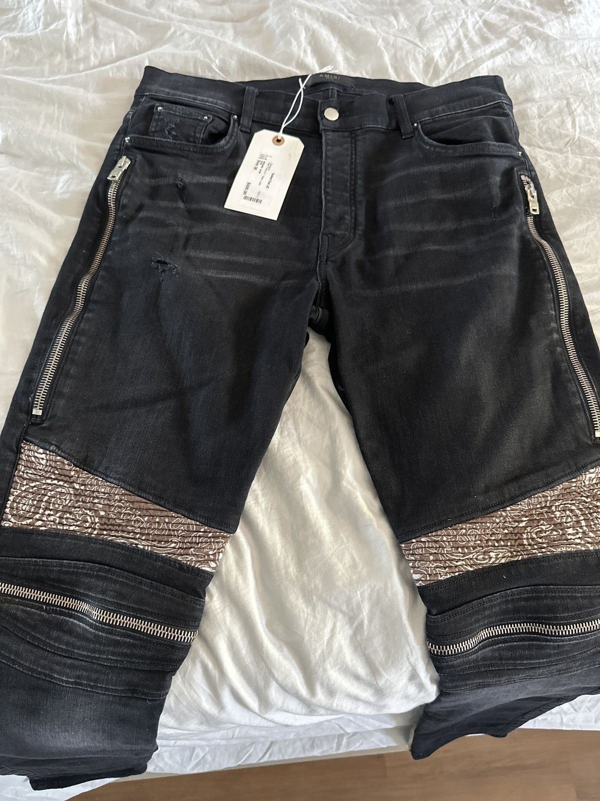 image of Size 36 Men’S Amiri Jeans in Paisley, Men's