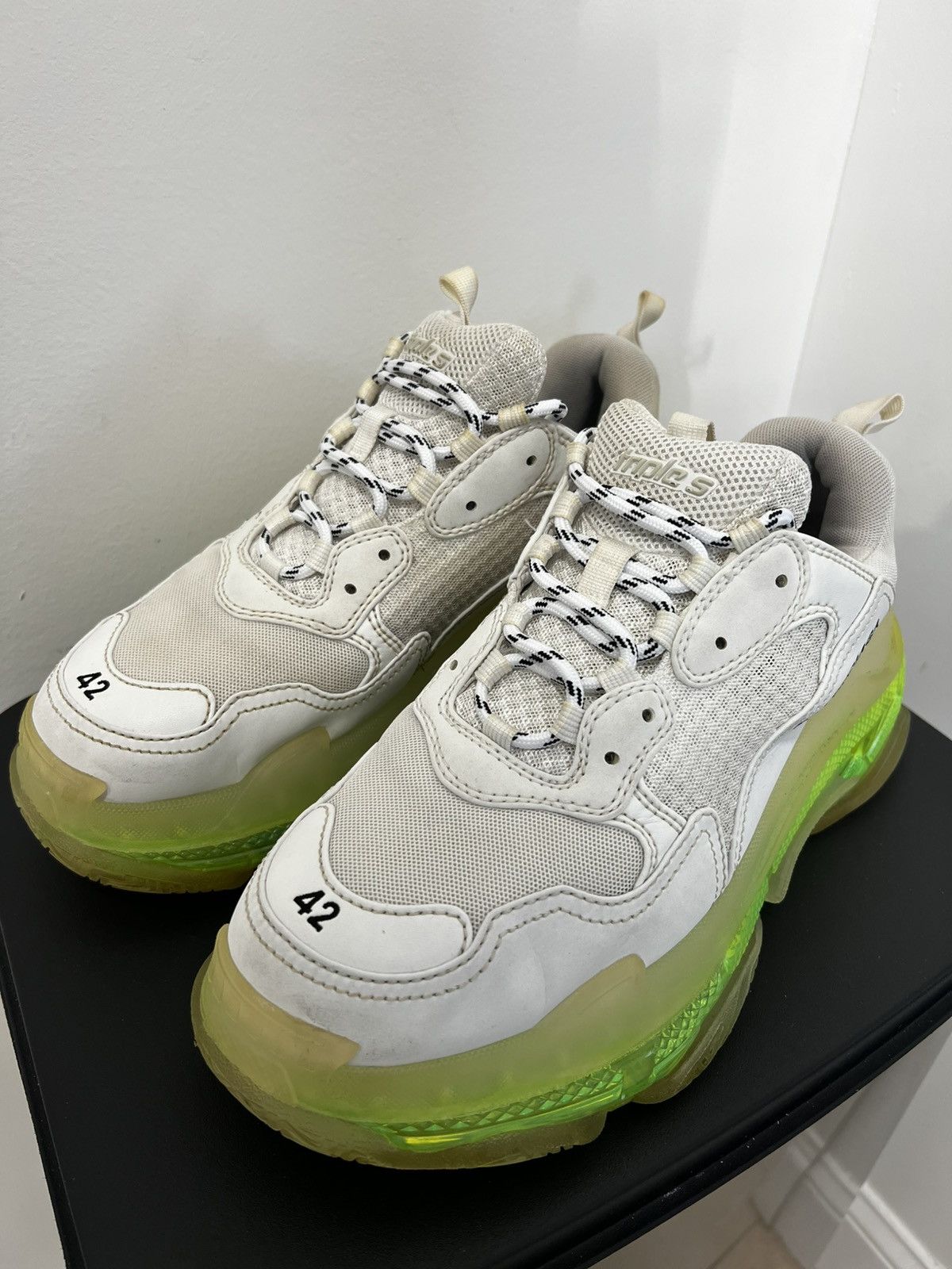 Balenciaga Balenciaga Triple S - Clear Green Sole - Size 42 Size US 9.5 / EU 42-43 - 4 Thumbnail