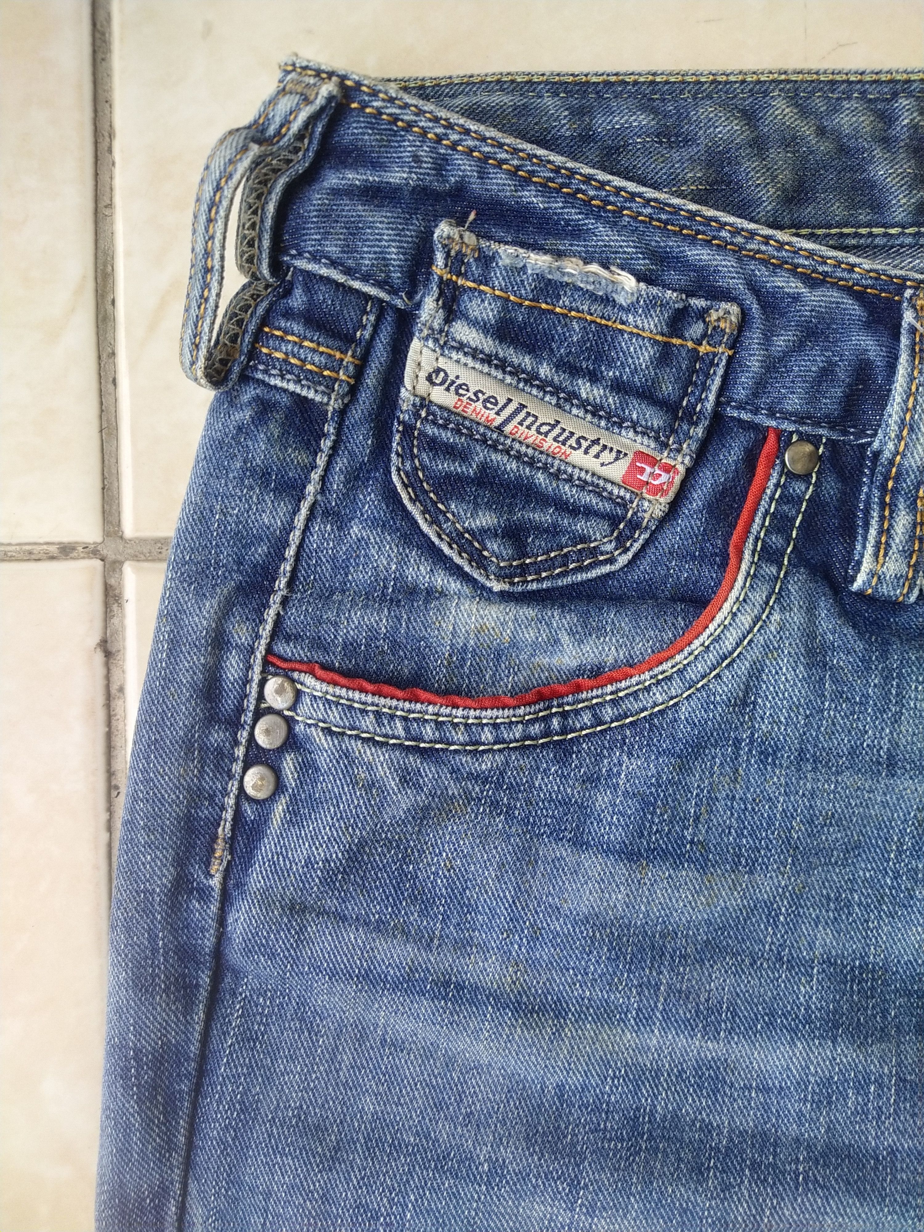 Diesel Diesel Cheren 0086T Made in Italy Woman Jeans Vintage Y2K Size 25" / US 0 / IT 36 - 8 Thumbnail
