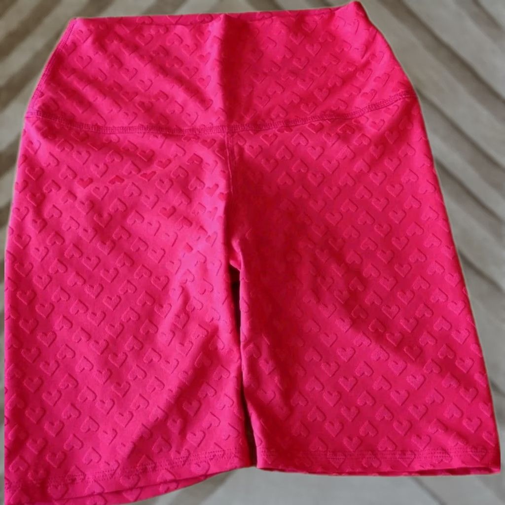 Vintage Zumba Heart Biker Shorts Red Small Women Activewear Shorts S Regular Size 28" / US 6 / IT 42 - 1 Thumbnail