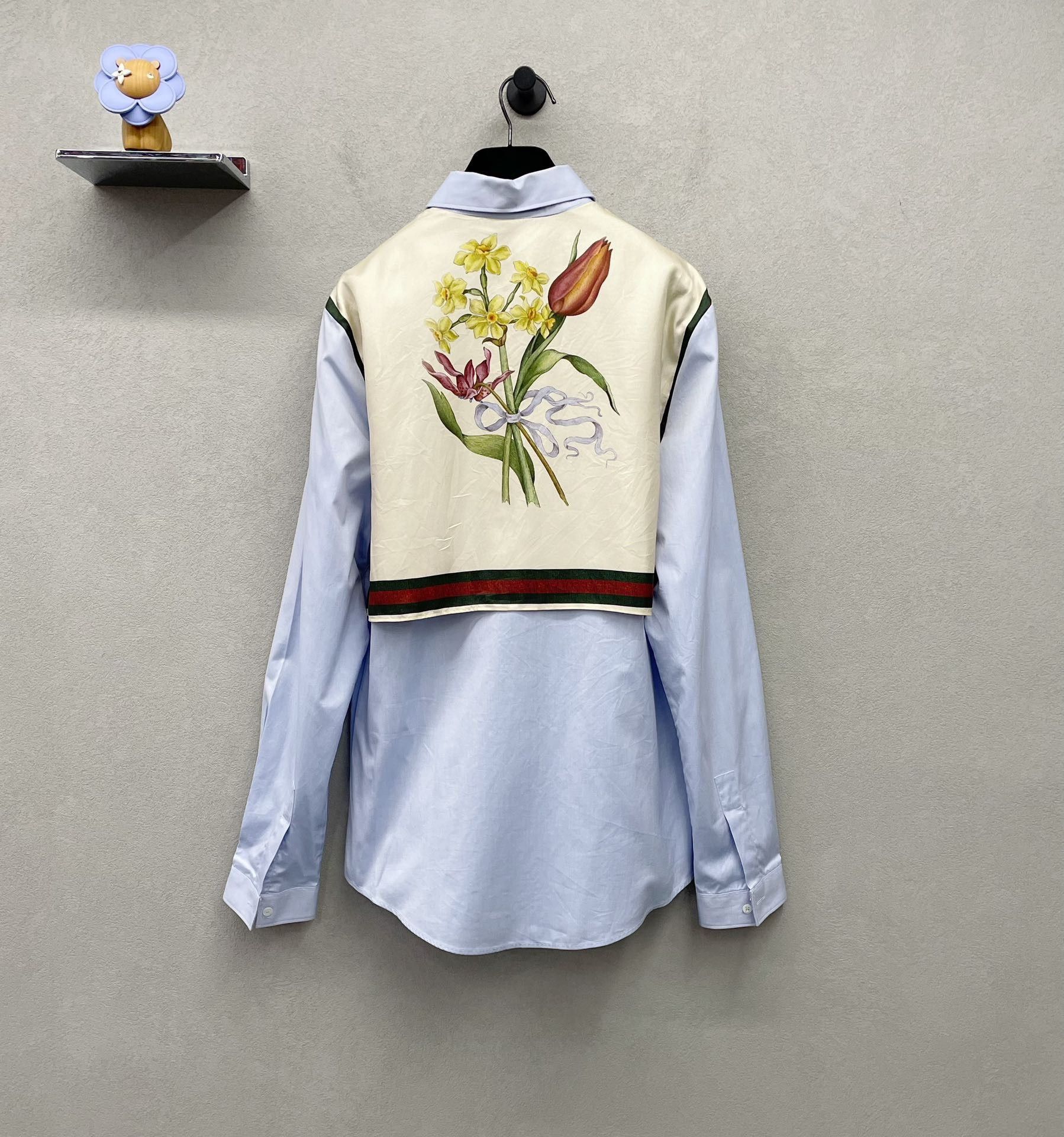 Gucci Gucci Size 38 Floral blue long-sleeved shirt 2501-Nextarrow Size US XXS / EU 40 - 2 Thumbnail