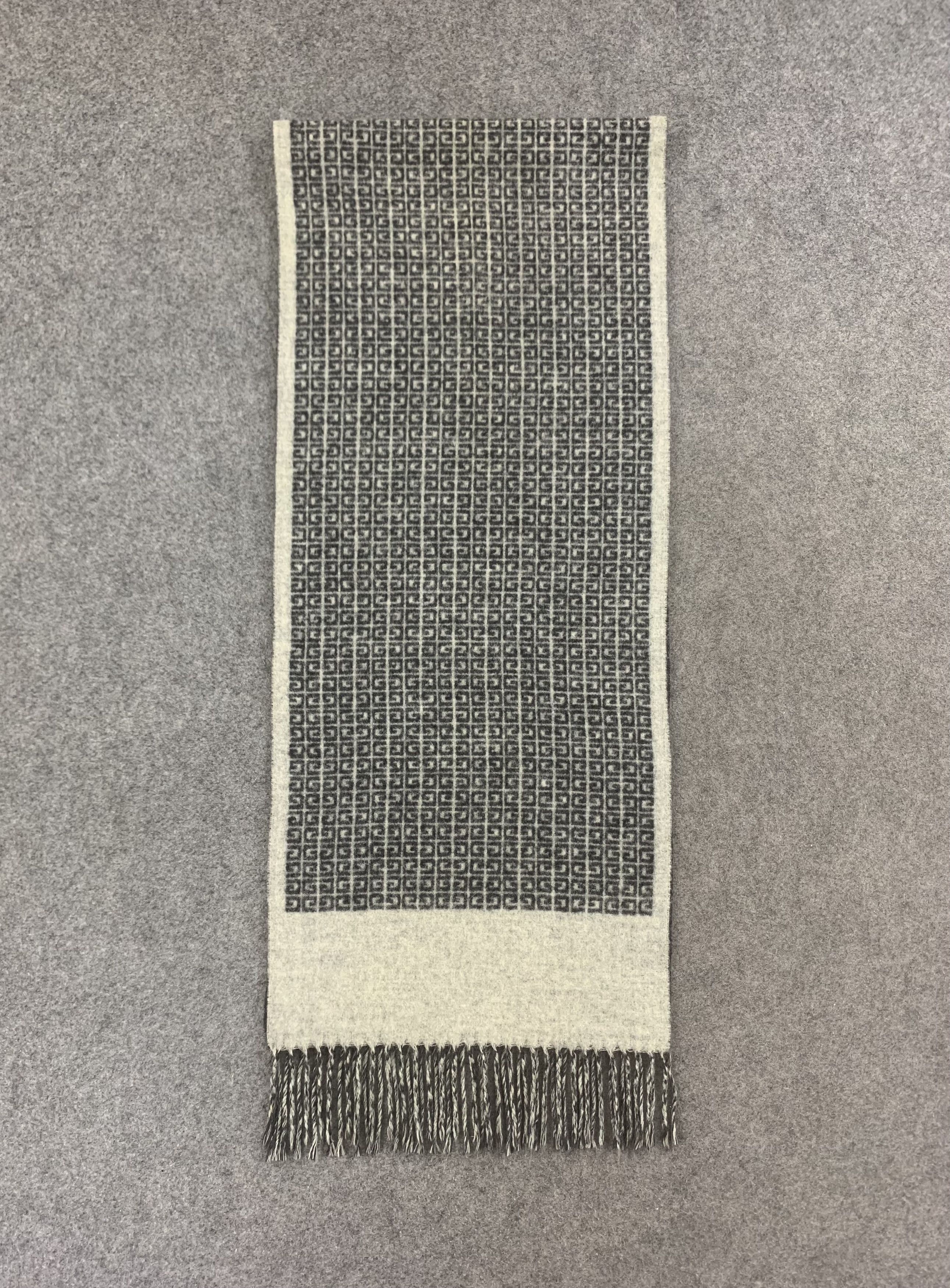 Givenchy Givenchy Scarf Wool Muffler Neck Wrap BL9237 Size ONE SIZE - 3 Thumbnail
