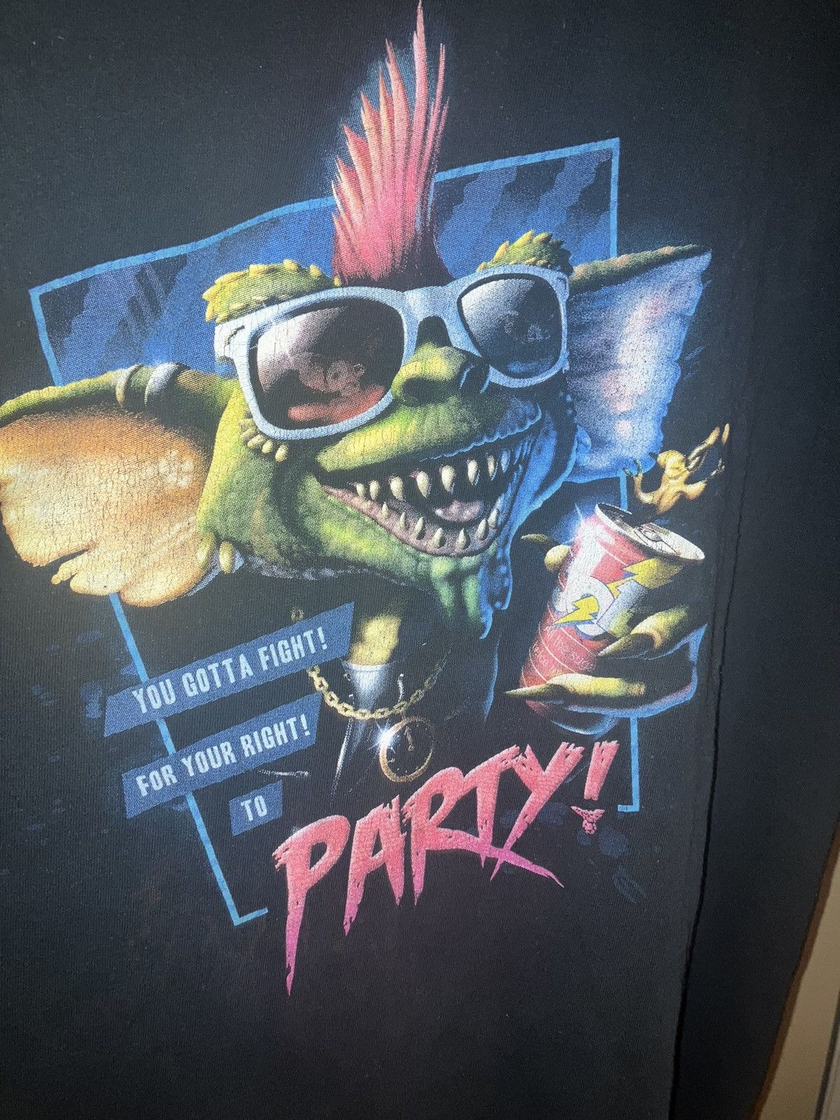 Vintage Rare gremlins movie jolt soda graphic shirt medium Size US M / EU 48-50 / 2 - 5 Thumbnail