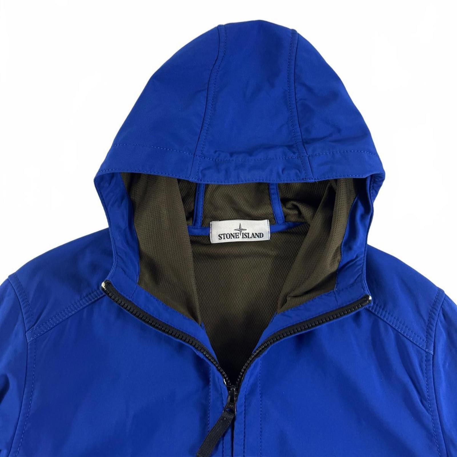 Stone Island Stone Island Soft Shell R Hooded Jacket Blue Medium Size US M / EU 48-50 / 2 - 3 Thumbnail