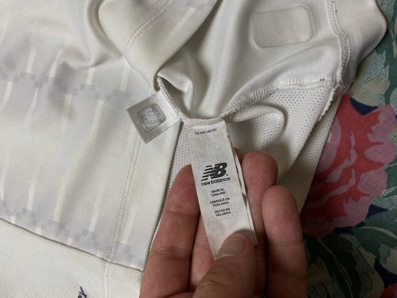 New Balance × Vintage Vintage Liverpool New Balance Jersey Size US S / EU 44-46 / 1 - 3 Thumbnail