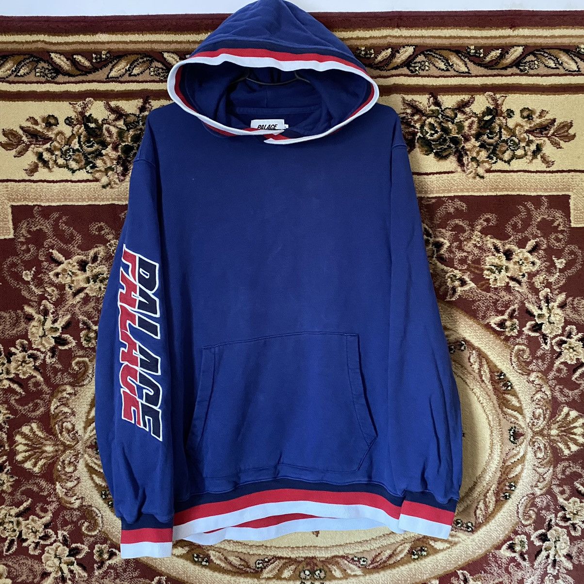 Palace Streetwear Palace Split Handle Hoodie Size Large Grailed