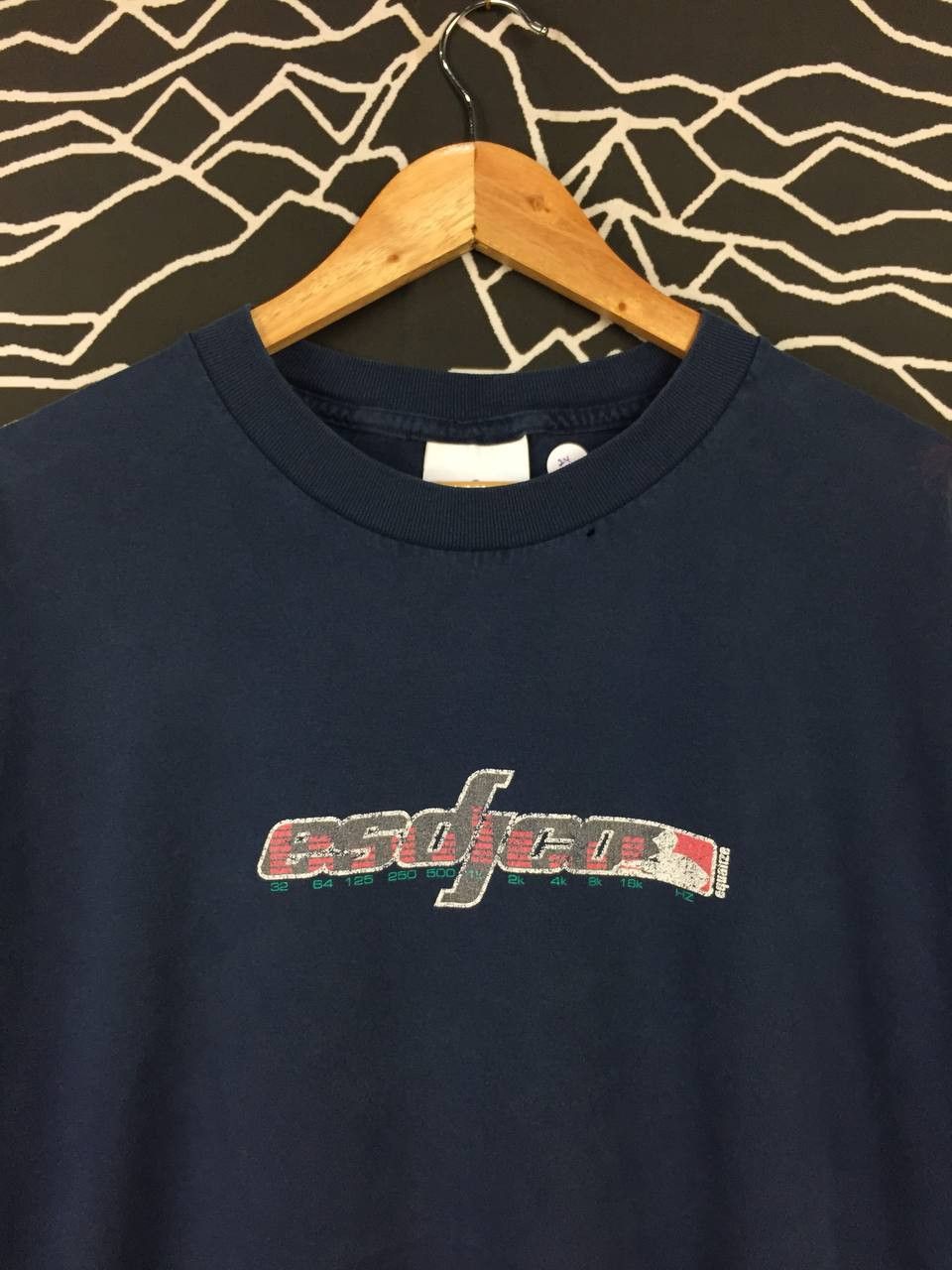 Rap Tees Vtg ESDJCO Rave DJ House Electronic Hip Hop Logo Tee Size US XL / EU 56 / 4 - 3 Thumbnail