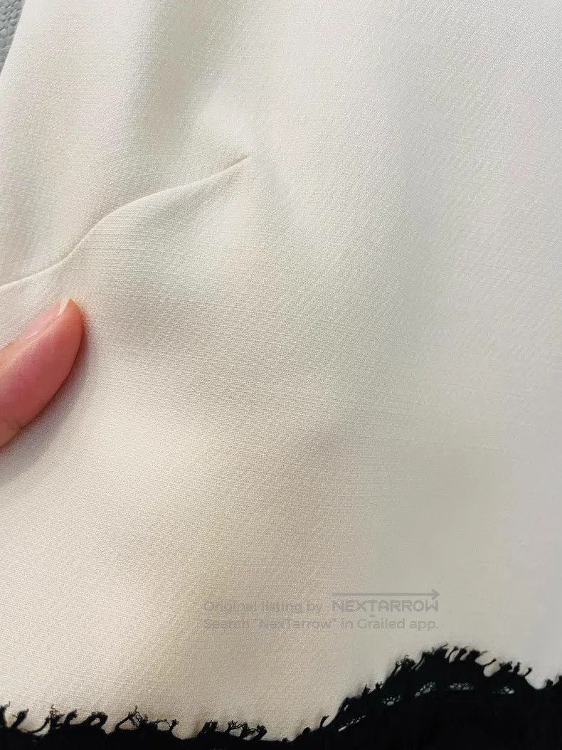 Valentino Valentino Black and white color-blocked lace dress Size M / US 6-8 / IT 42-44 - 5 Thumbnail