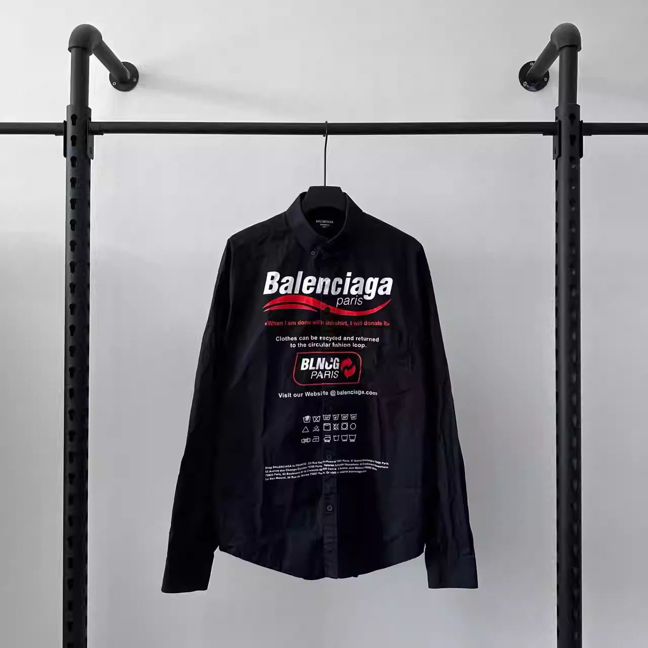 Balenciaga Balenciaga FW21 Eco-friendly Recycling Logo Printed shirt Size US XS / EU 42 / 0 - 1 Thumbnail