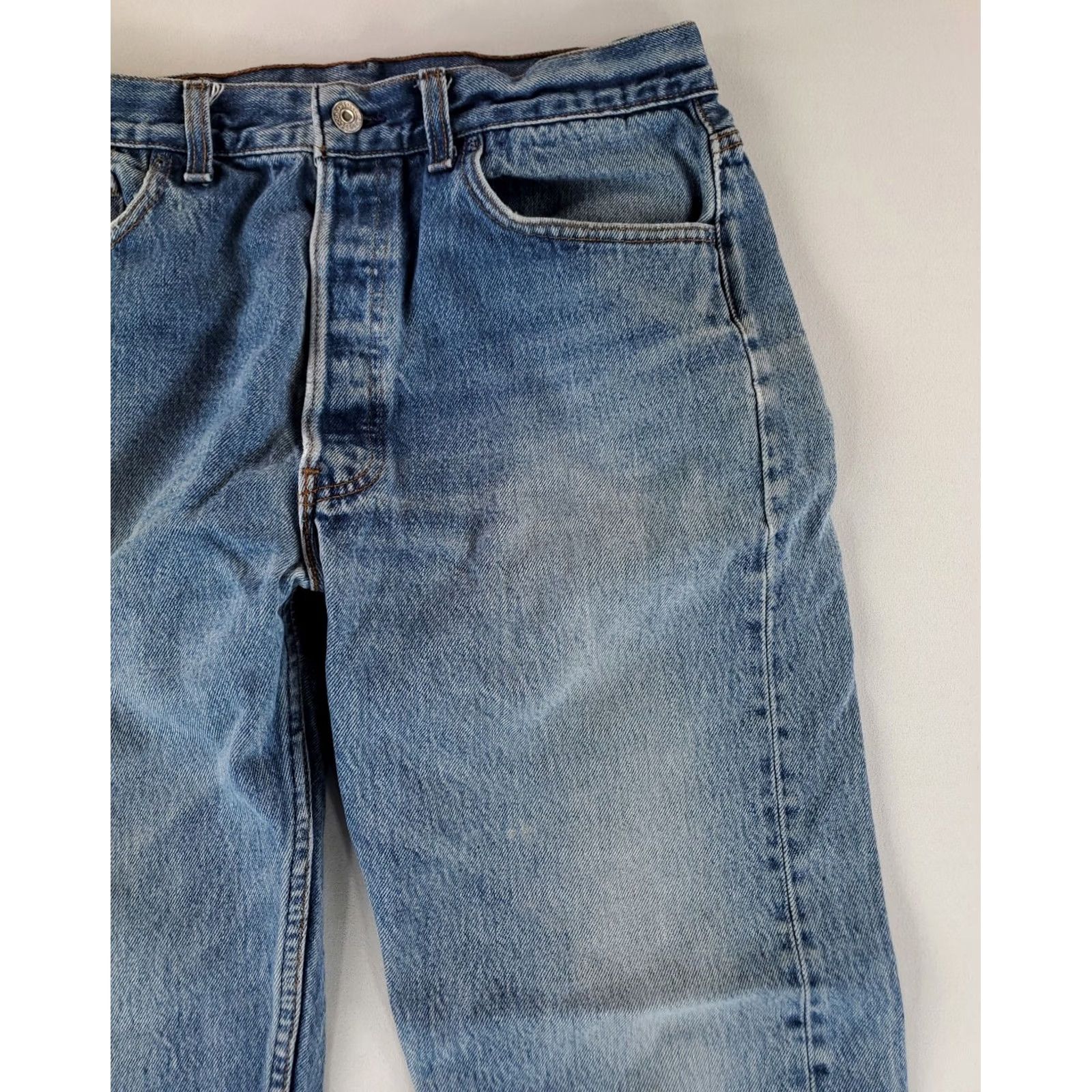 Levi's VINTAGE Levi's 501 501xx Jeans Blue Mens 32x32 Straight 32 Inseam Regular blue MEN Mens Jeans Size US 32 / EU 48 - 6 Thumbnail