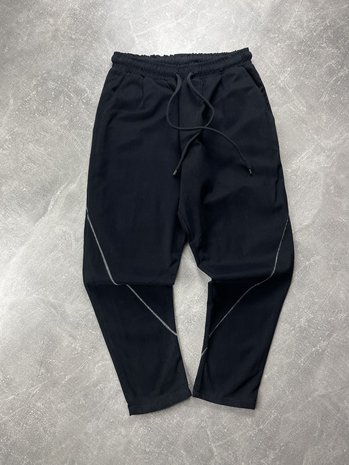 Other Avant Garde Black Technical Jogger Pants Drawstring Cropped Size US 32 / EU 48 - 2 Thumbnail