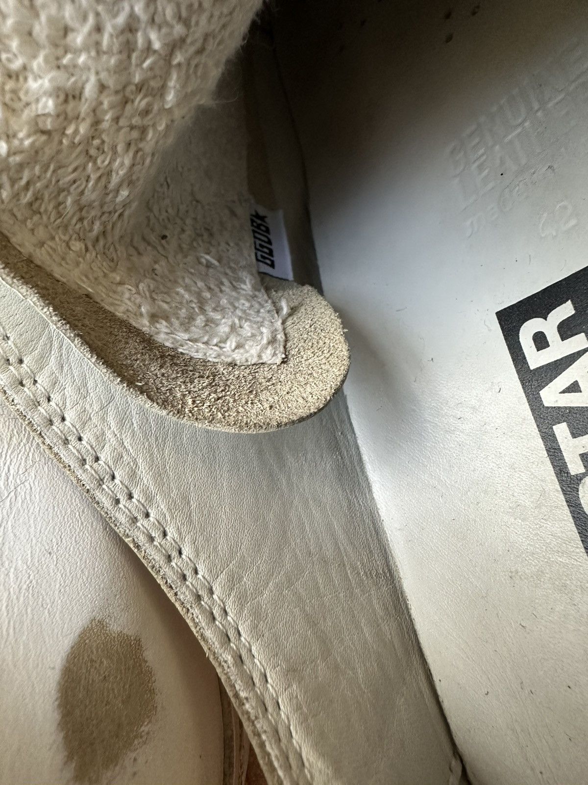 Golden Goose Golden Goose GGDB Superstar White Leather Lowtop Sneaks Size US 9 / EU 42 - 18 Thumbnail