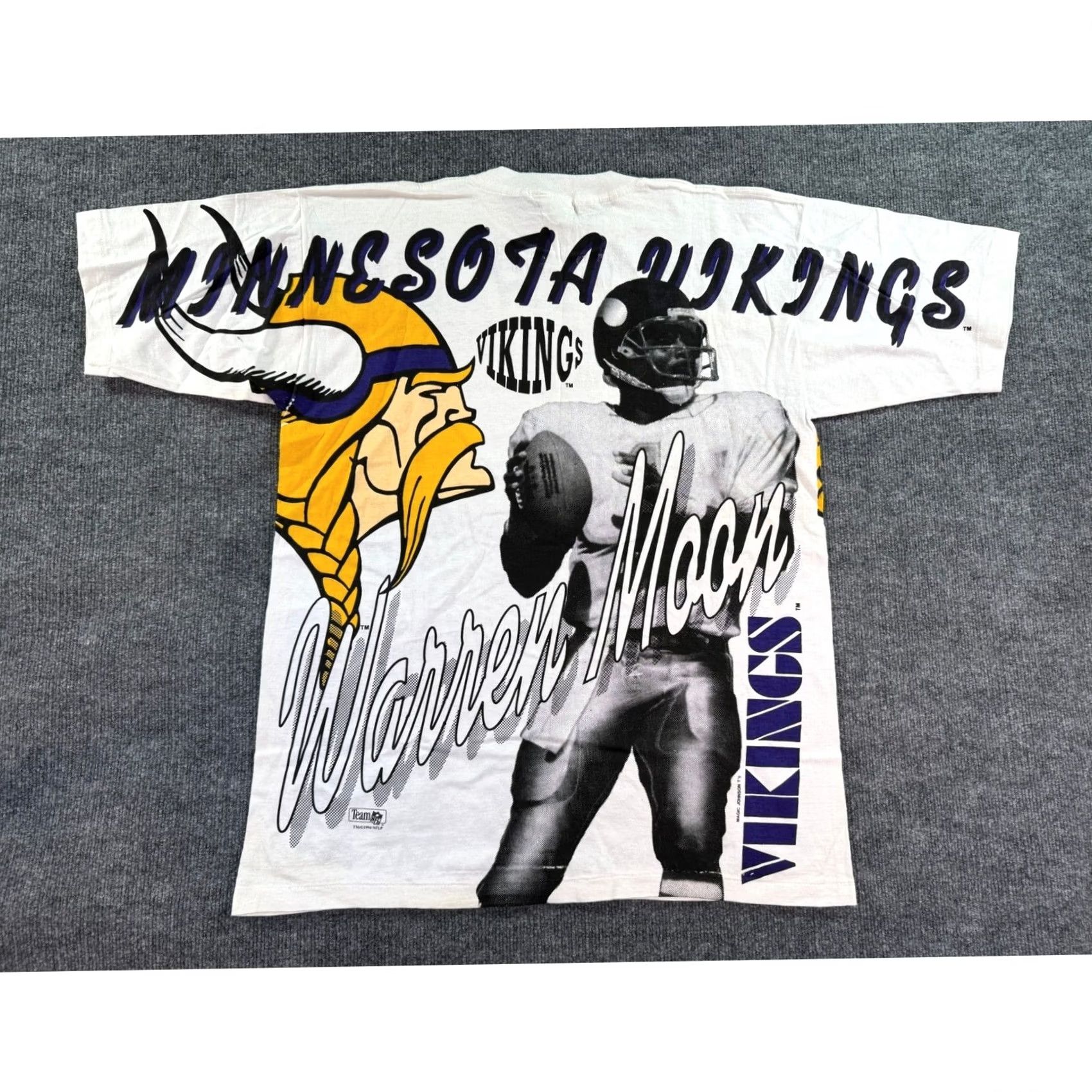 Vintage VTG Magic Johnson T's Minnesota Vikings Warren Moon T-Shirt Mens L White 90s AOP Size US L / EU 52-54 / 3 - 2 Thumbnail