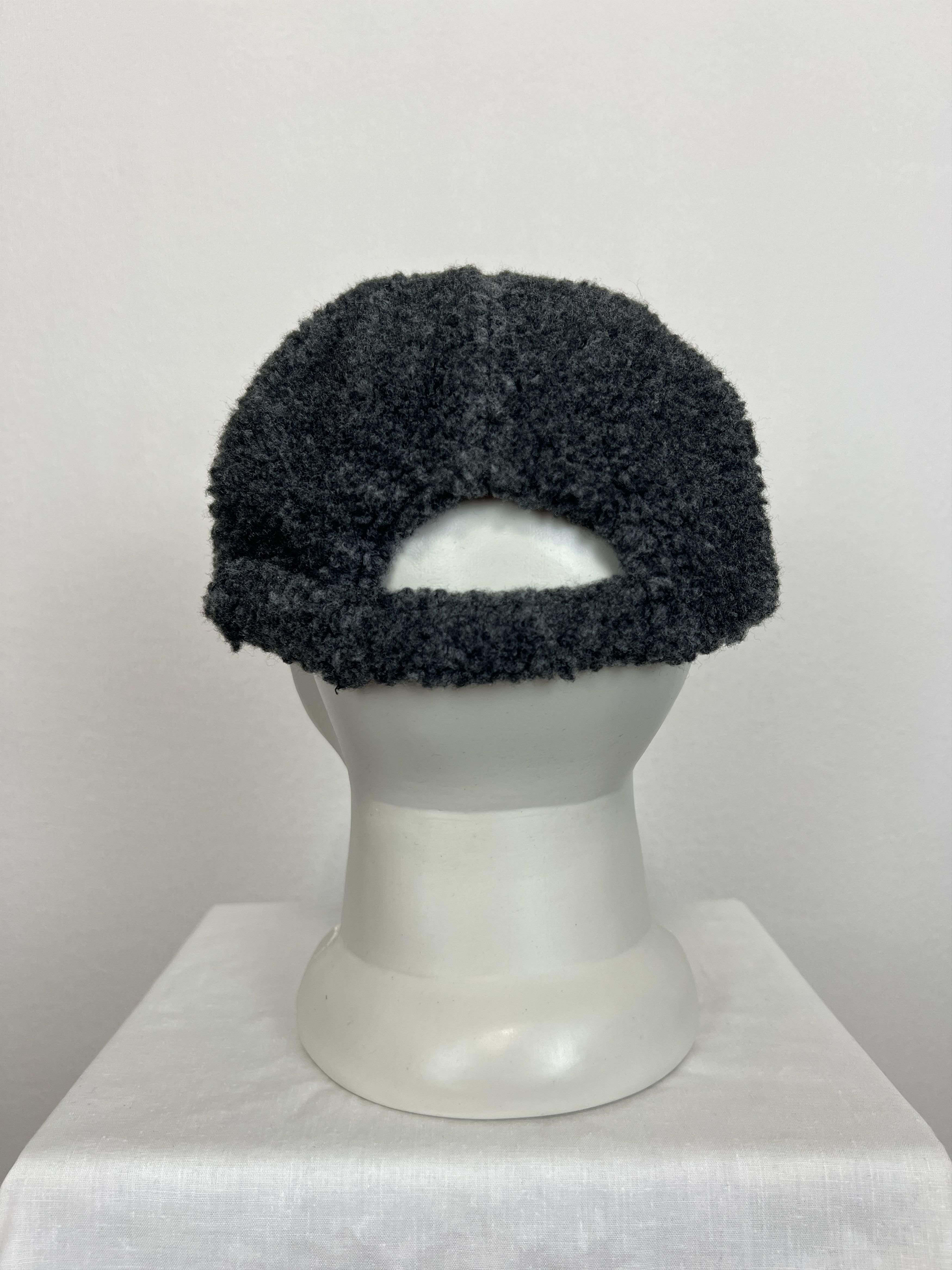 Fjallraven Hat Bommul Cap Rare Winter Warm Snapback Hype Adult Size ONE SIZE - 5 Thumbnail