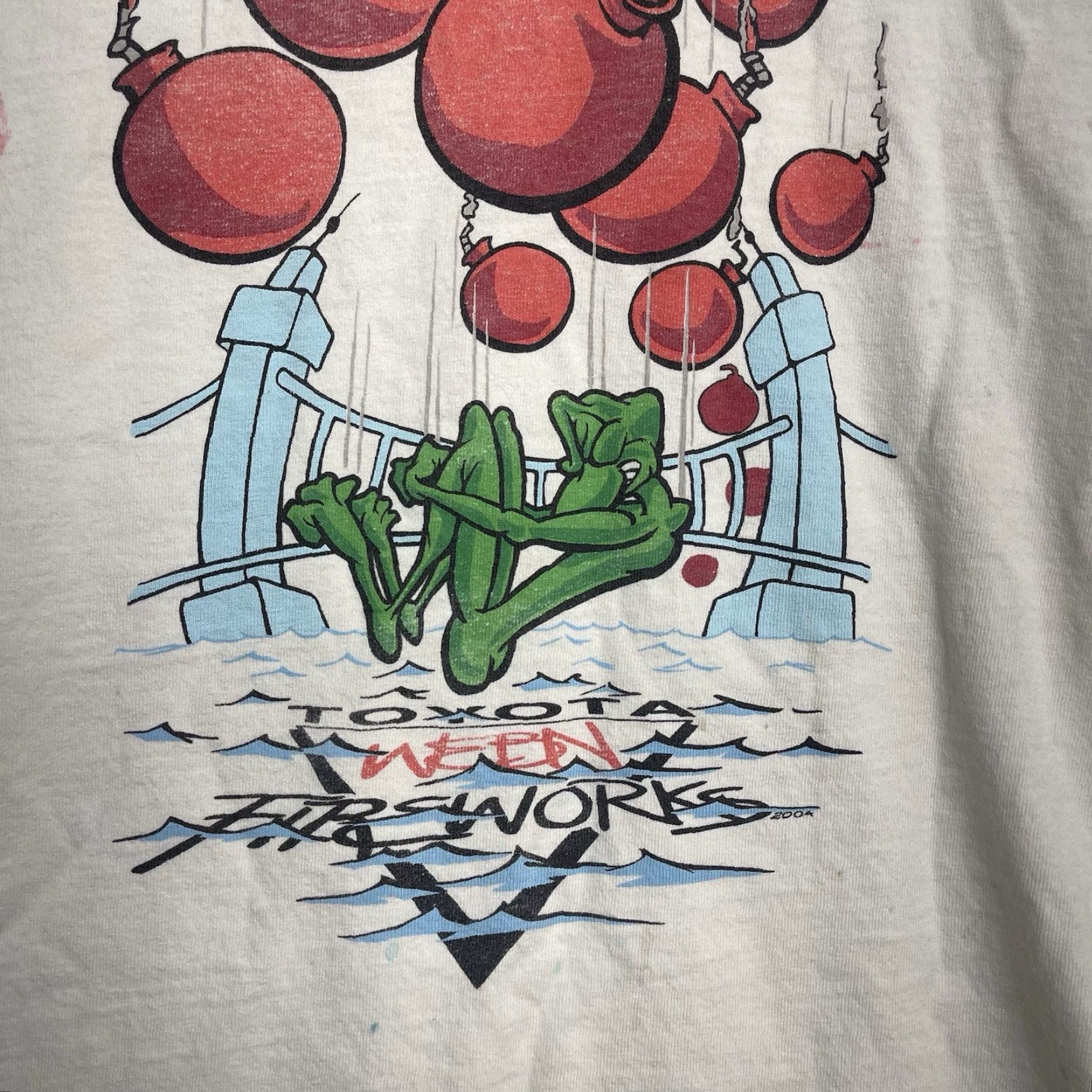 Vintage VINTAGE Toyota Fireworks Shirt Mens Medium White 90s 102.7FM WEBN Graphic Print T-Shirt Crew Neck Short Sleeve Cotton Vintage Concert Theme Mens Size US M / EU 48-50 / 2 - 5 Thumbnail