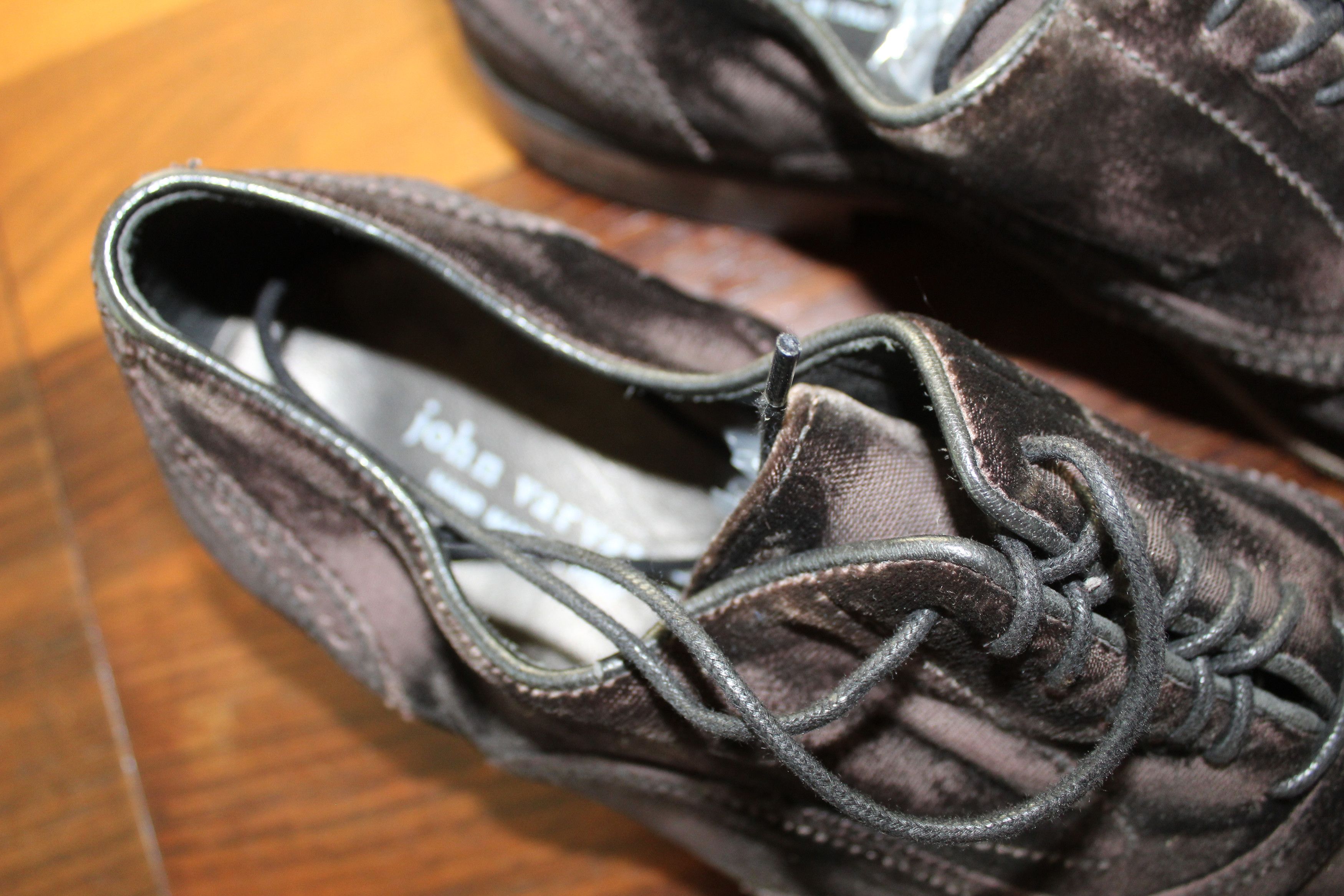 John Varvatos #1972 Crushed Velvet Wingtip – Wine Color Size US 11 / EU 44 - 2 Thumbnail