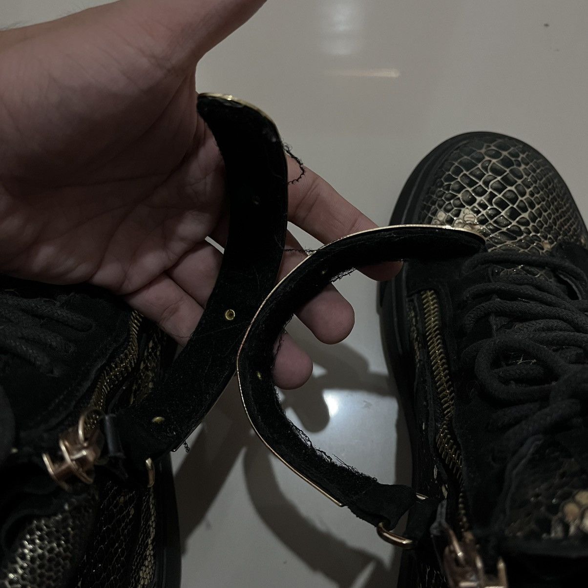 Giuseppe Zanotti GIUSEPPE ZANOTTI SNAKE SKIN DUAL ZIP STRAP SNEAKERS Size US 10 / EU 43 - 12 Thumbnail