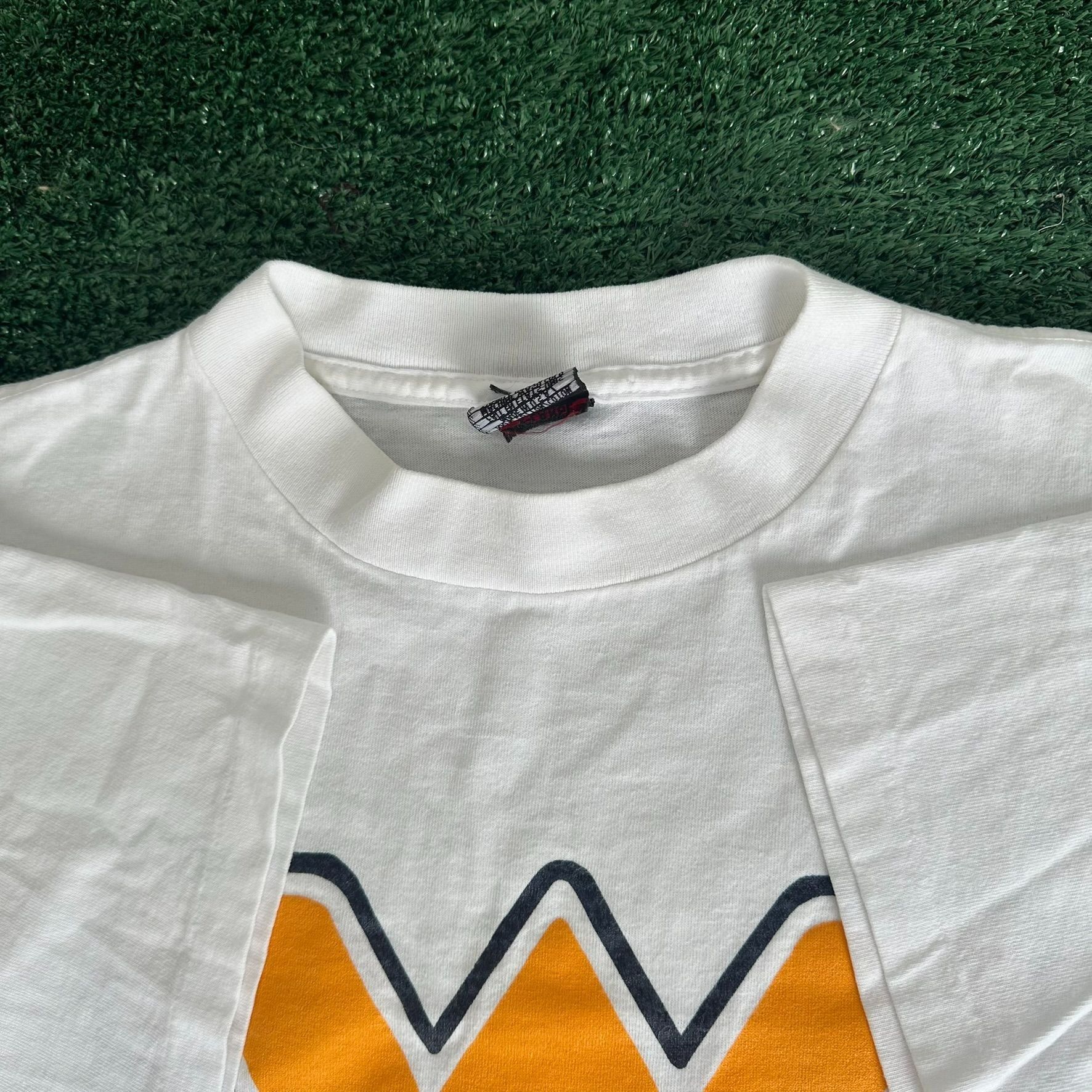 NCAA Vintage 90s WVU West Virginia Mountaineers T-Shirt Single St Size US XL / EU 56 / 4 - 3 Thumbnail