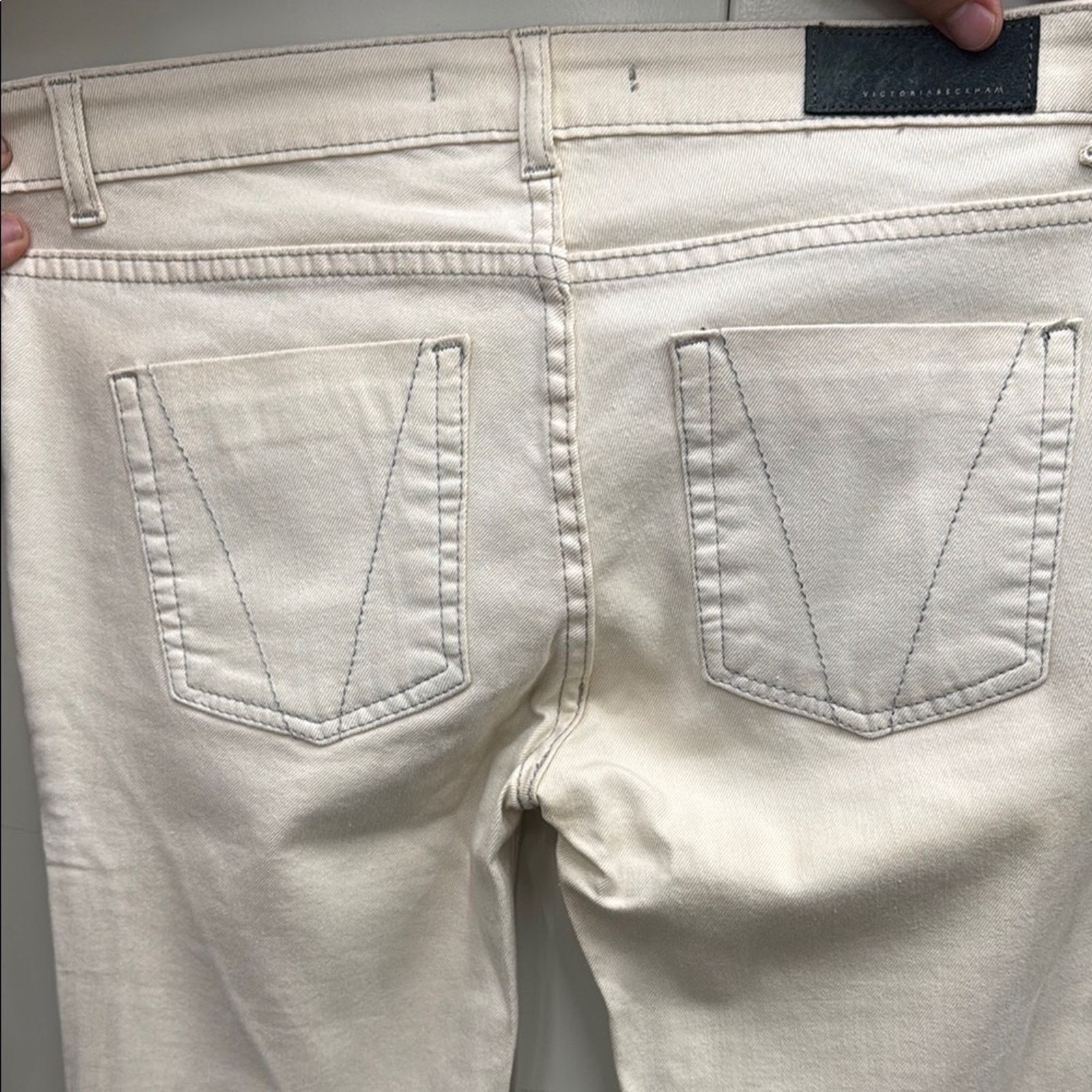 Victoria Beckham NWT Victoria Beckham cream women’s Skinny jeans Size 28 Size 28" / US 6 / IT 42 - 6 Thumbnail