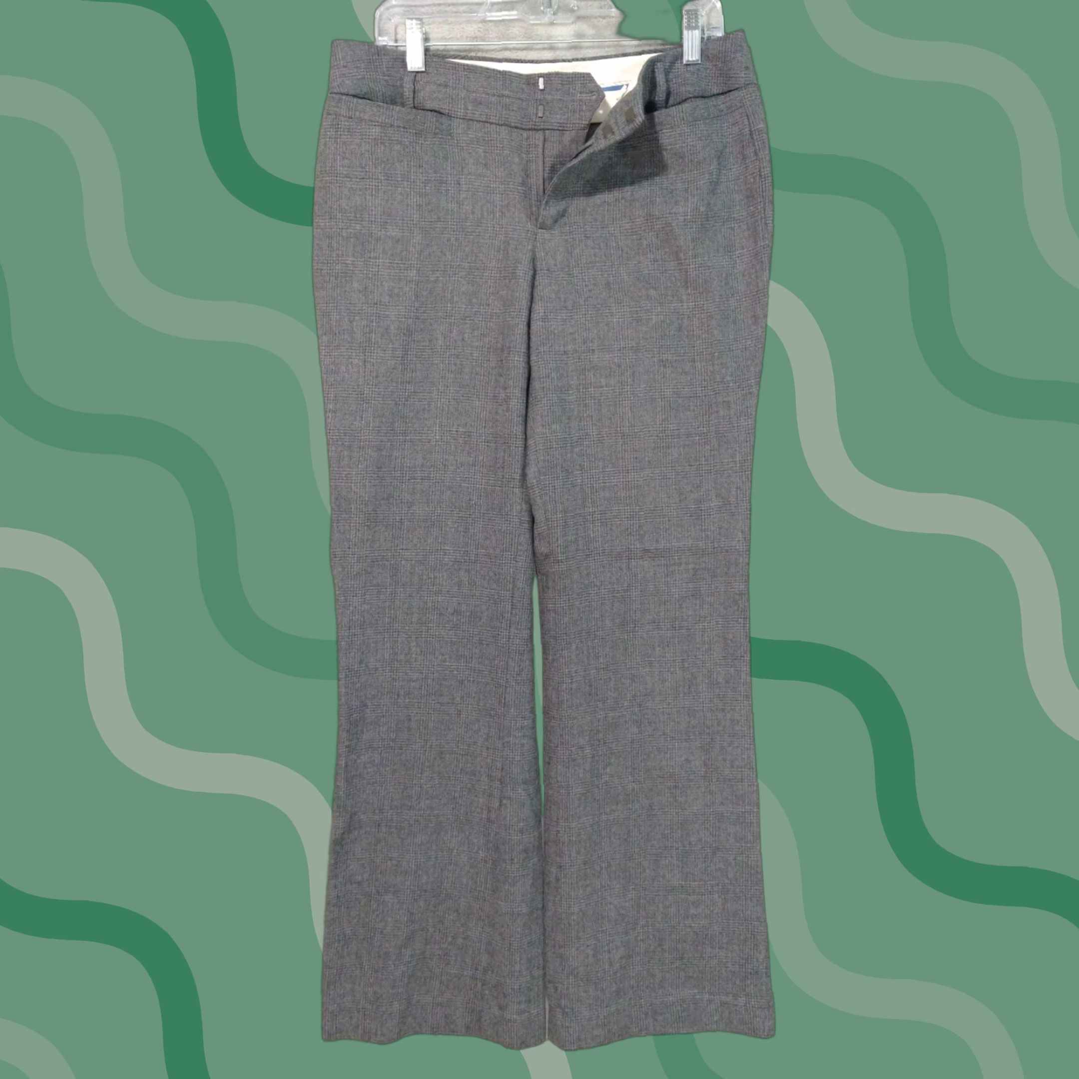 Banana Republic Banana Republic Pants Womens 8 Gray Plaid Boot Cut Jackson Wool Stretch Trousers Size 30" / US 8 / IT 44 - 1 Thumbnail