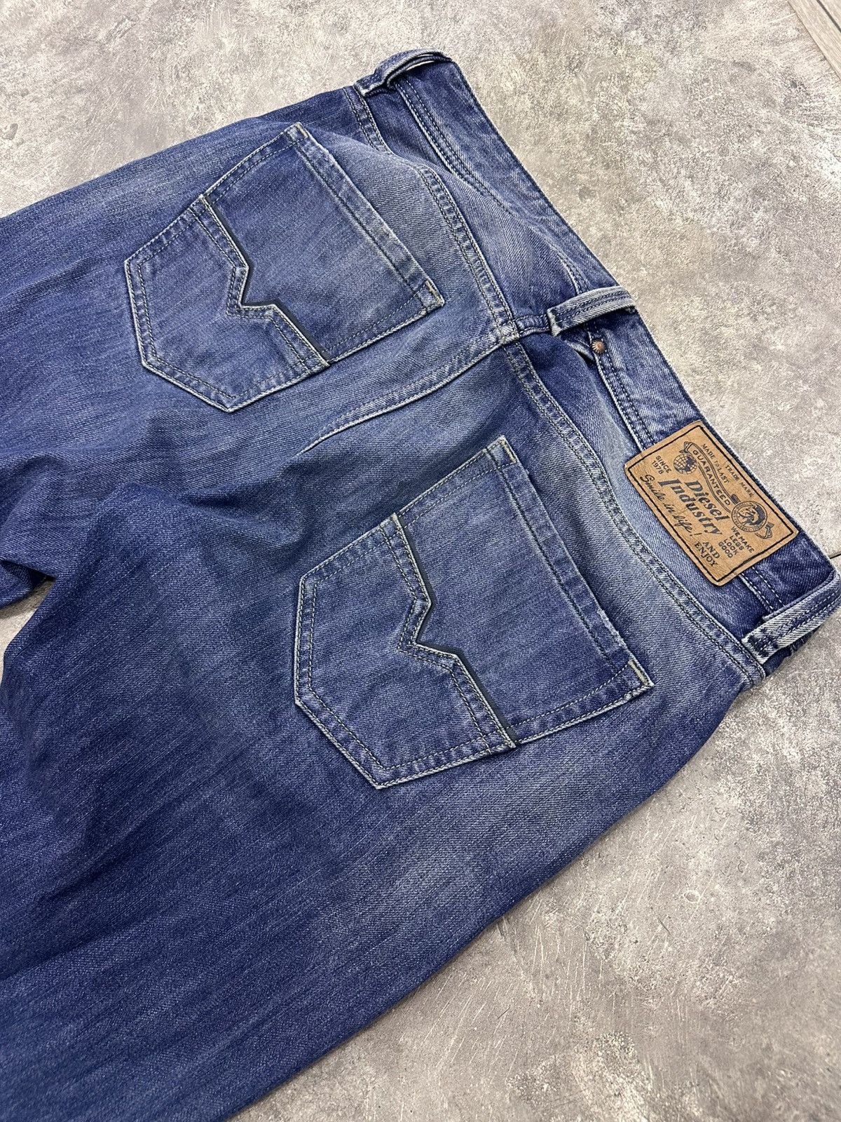 If Six Was Nine Vintage Diesel Faded Y2K Bootcut Jeans Made in Italy Size US 32 / EU 48 - 4 Thumbnail