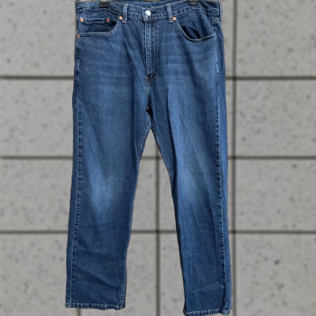 Levi's Levi's 505 Jeans Regular Fit 36x30 Denim Straight Leg Mid Rise Men Classic Blue Button Pockets Size US 36 / EU 52 - 1 Thumbnail