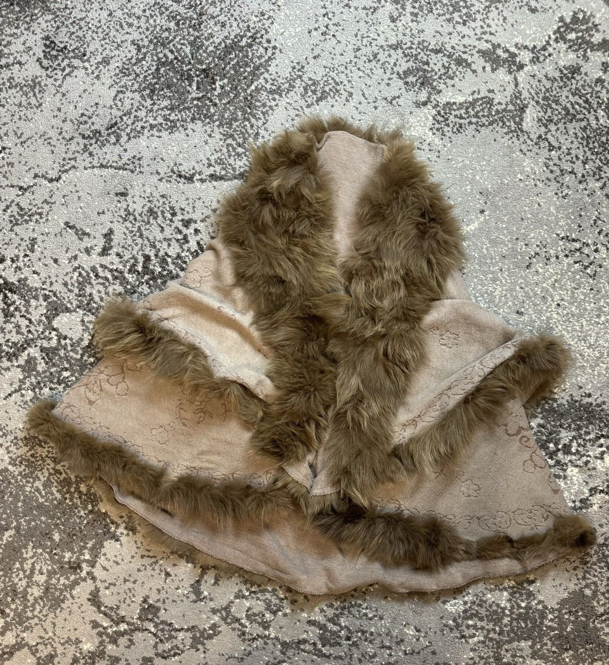 If Six Was Nine × Vintage Vintage Y2K Fuzzy Fur Opium Poncho Avantgarde Mid Jacket Size US M / EU 48-50 / 2 - 1 Thumbnail