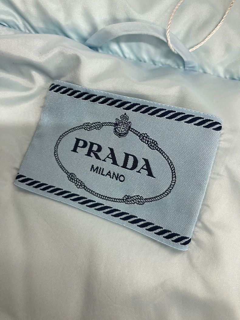 Prada Prada Blue short down coat Size XS / US 0-2 / IT 36-38 - 4 Thumbnail