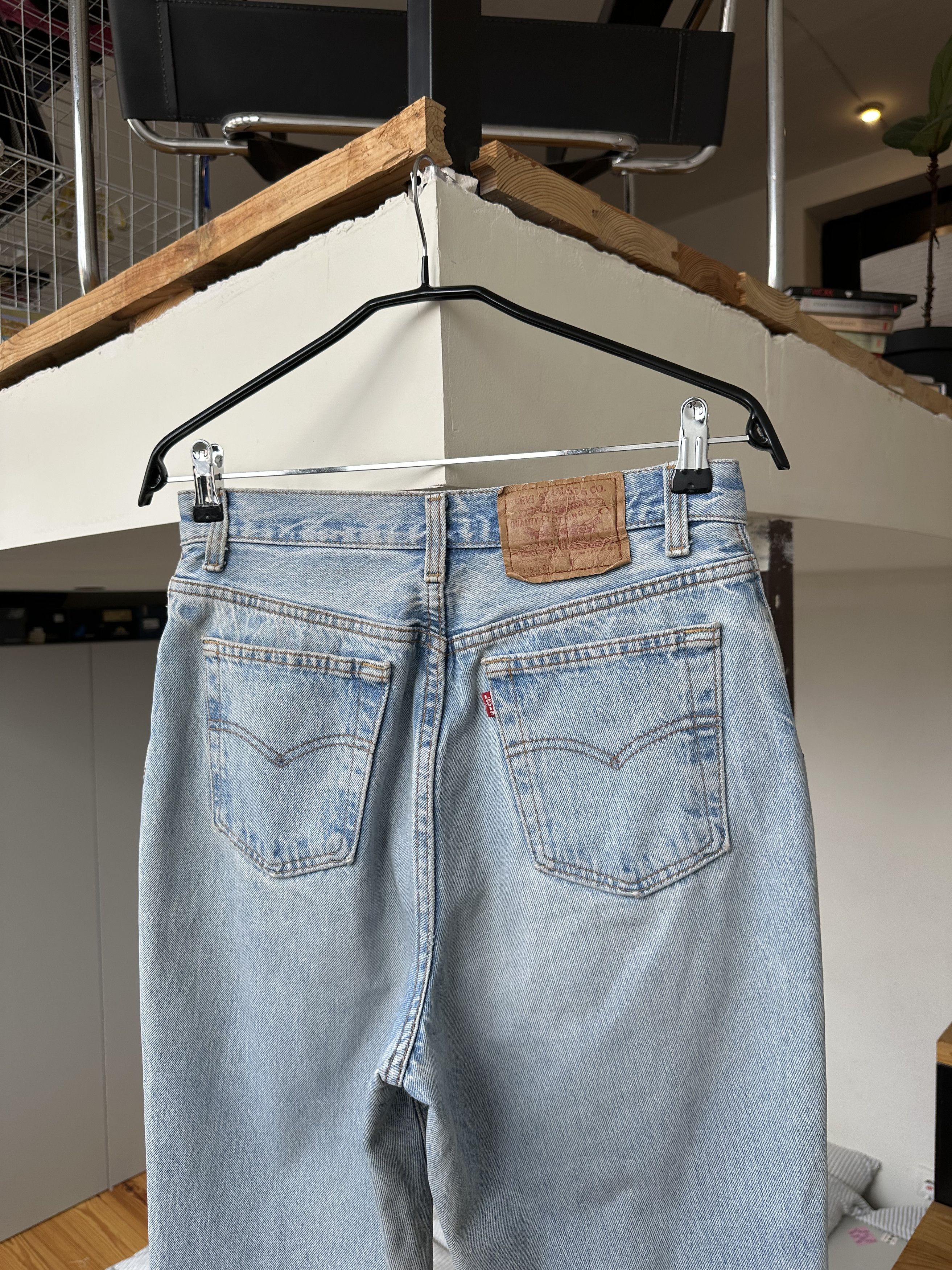 Levi's Levi's 17501-019 Blue Denim Jeans Vintage Made In USA Size US 28 / EU 44 - 1 Thumbnail