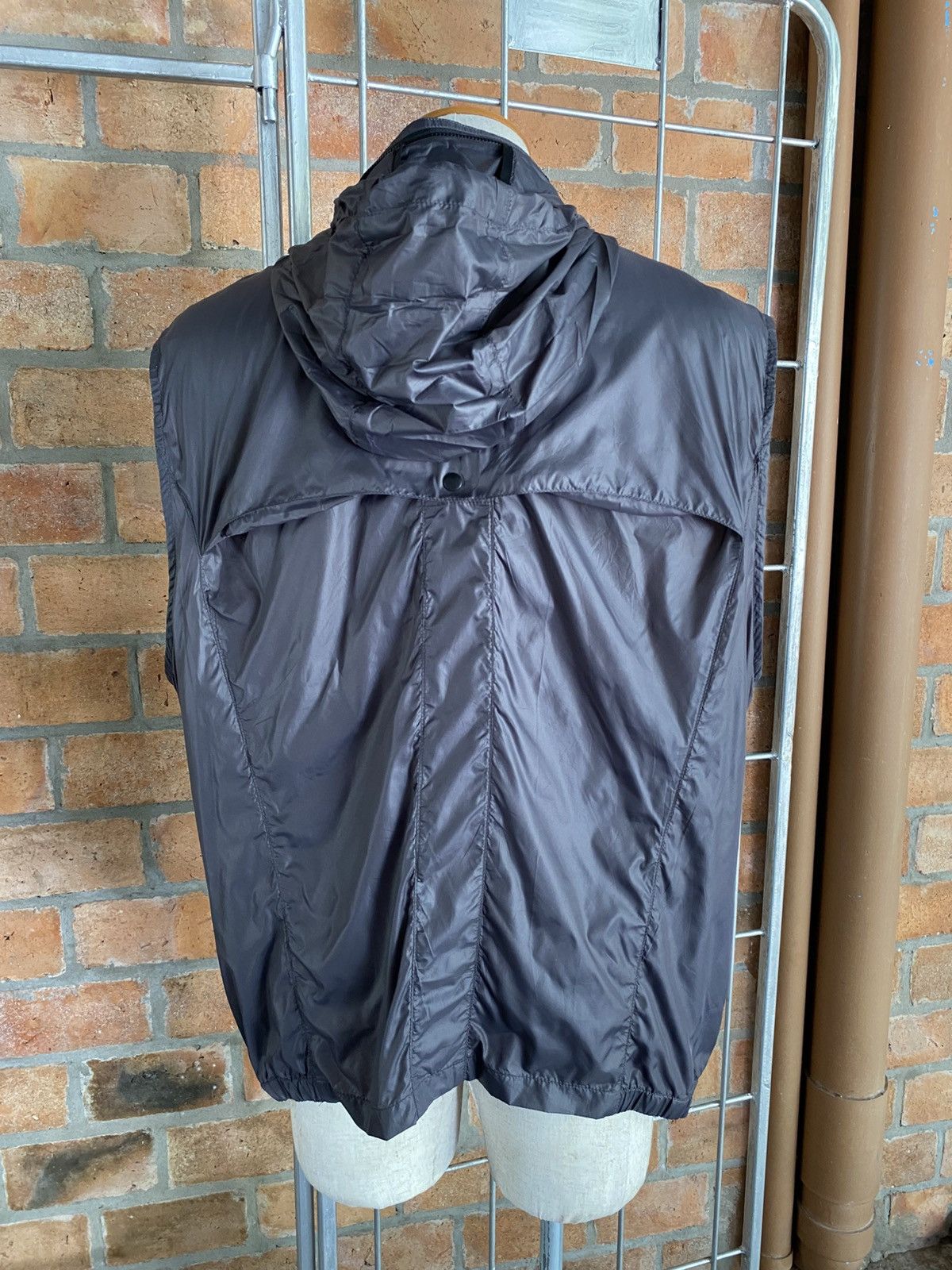 Armani Exchange ARMANI EXCHANGE Gray Utility Vest with Multiple Pockets Size US XL / EU 56 / 4 - 16 Thumbnail