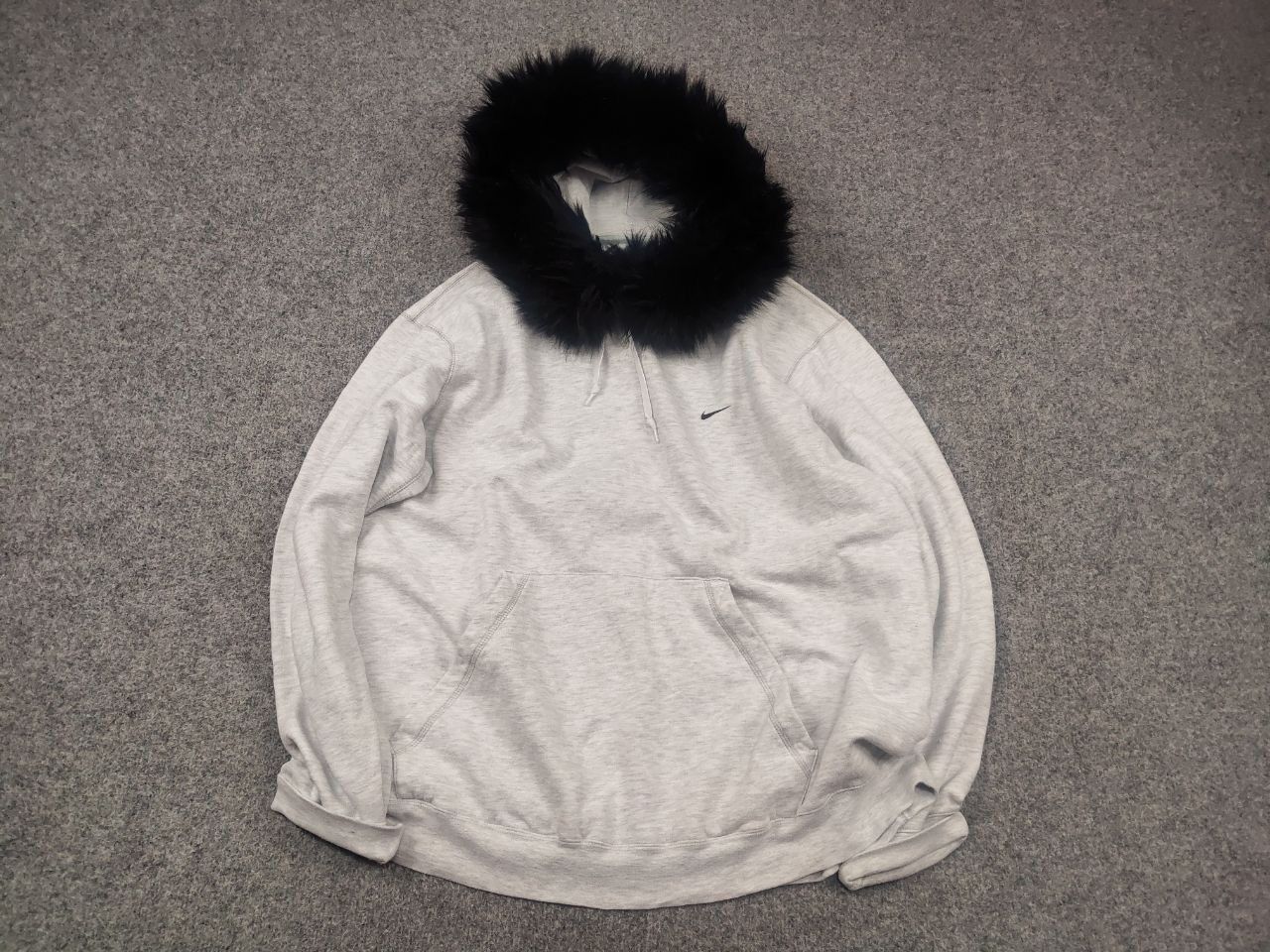 Nike Vintage Y2k Nike Oversized Fur Hoodie if six was nine style Size US XL / EU 56 / 4 - 2 Thumbnail
