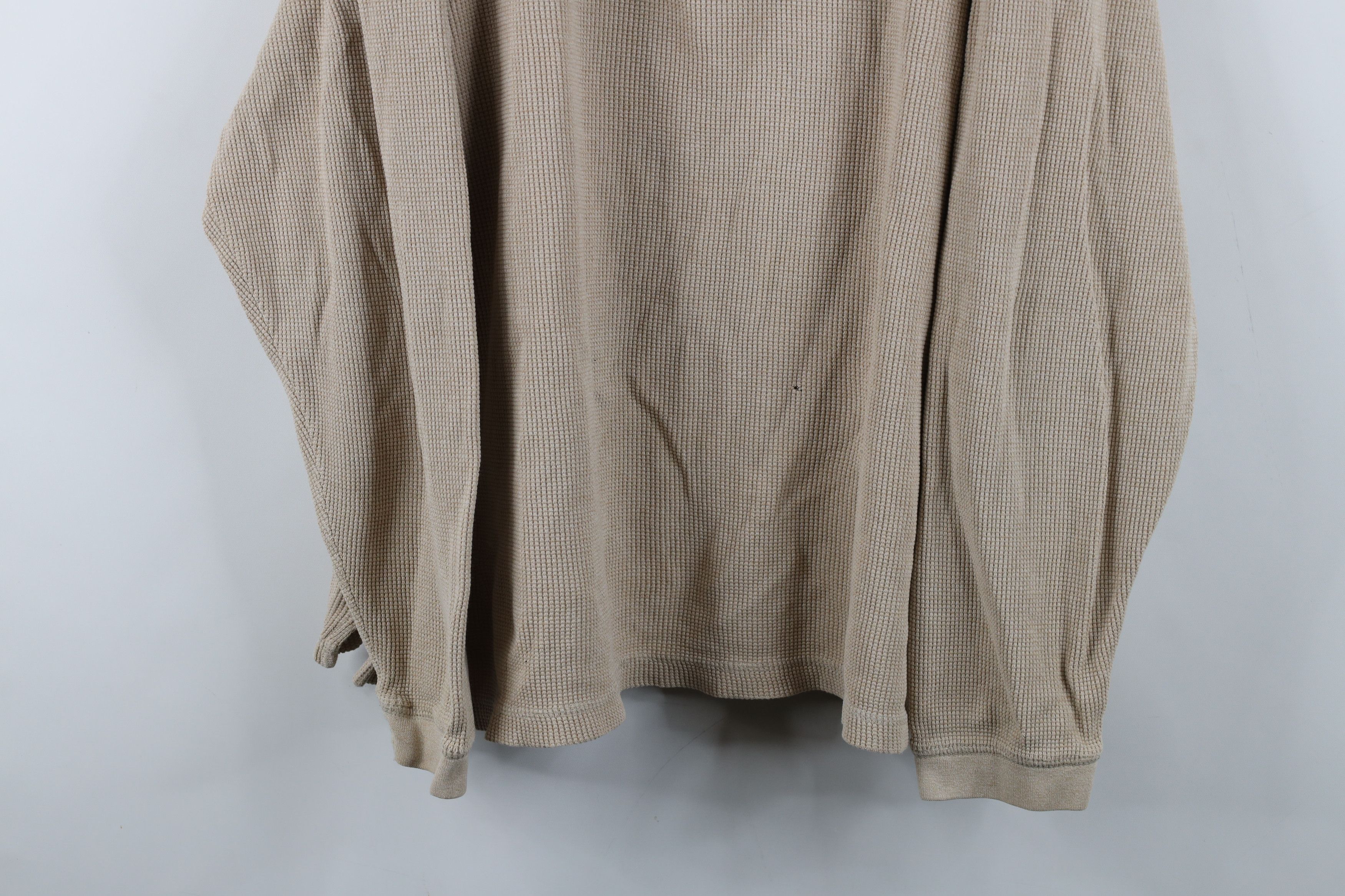 Vintage Vintage 90s Streetwear Thermal Waffle Knit Henley T-Shirt Size US XL / EU 56 / 4 - 3 Thumbnail