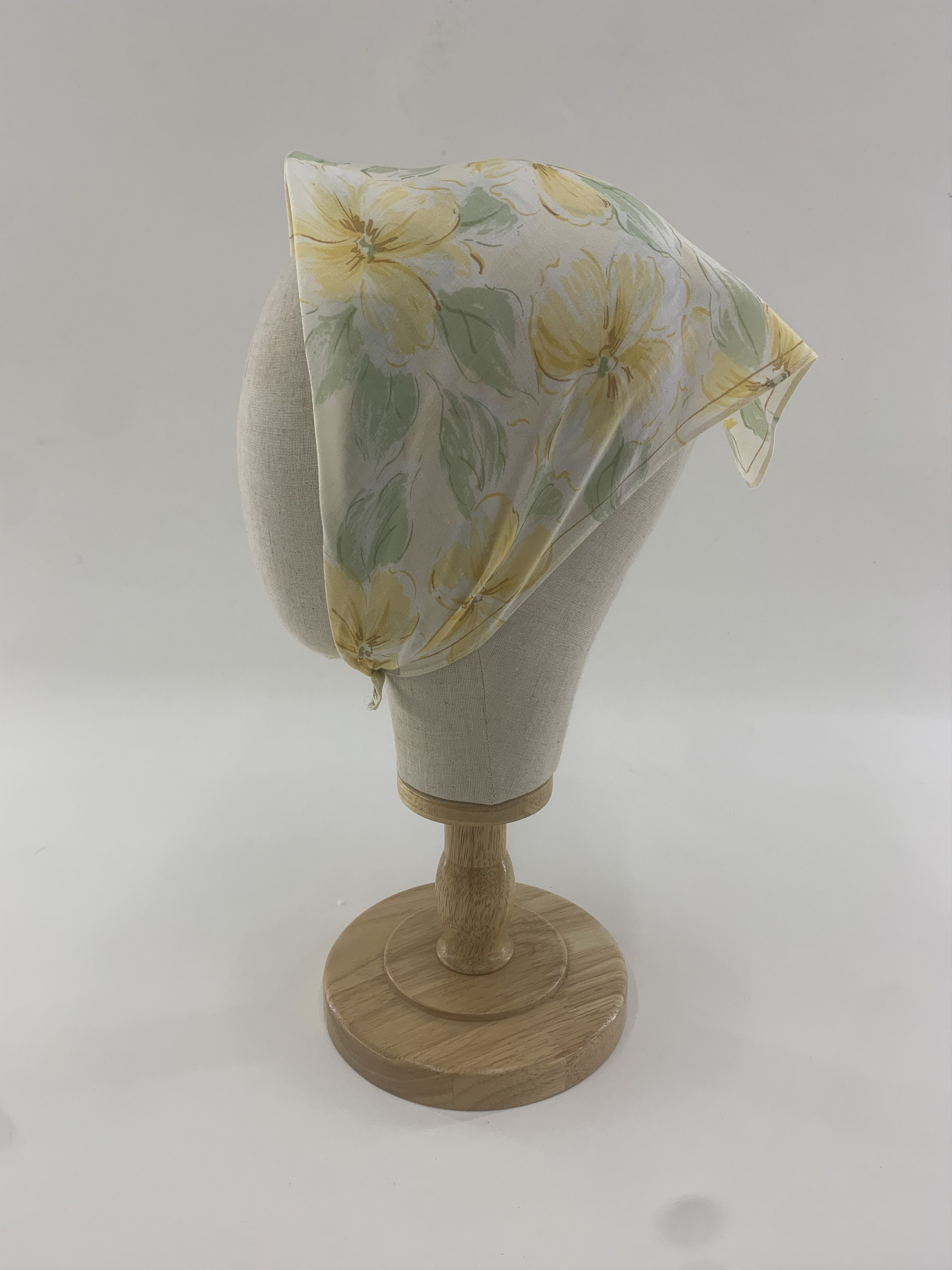 Pierre Balmain Pierre Balmain Handkerchief Bandana Neckerchief TB3390 Size ONE SIZE - 3 Thumbnail