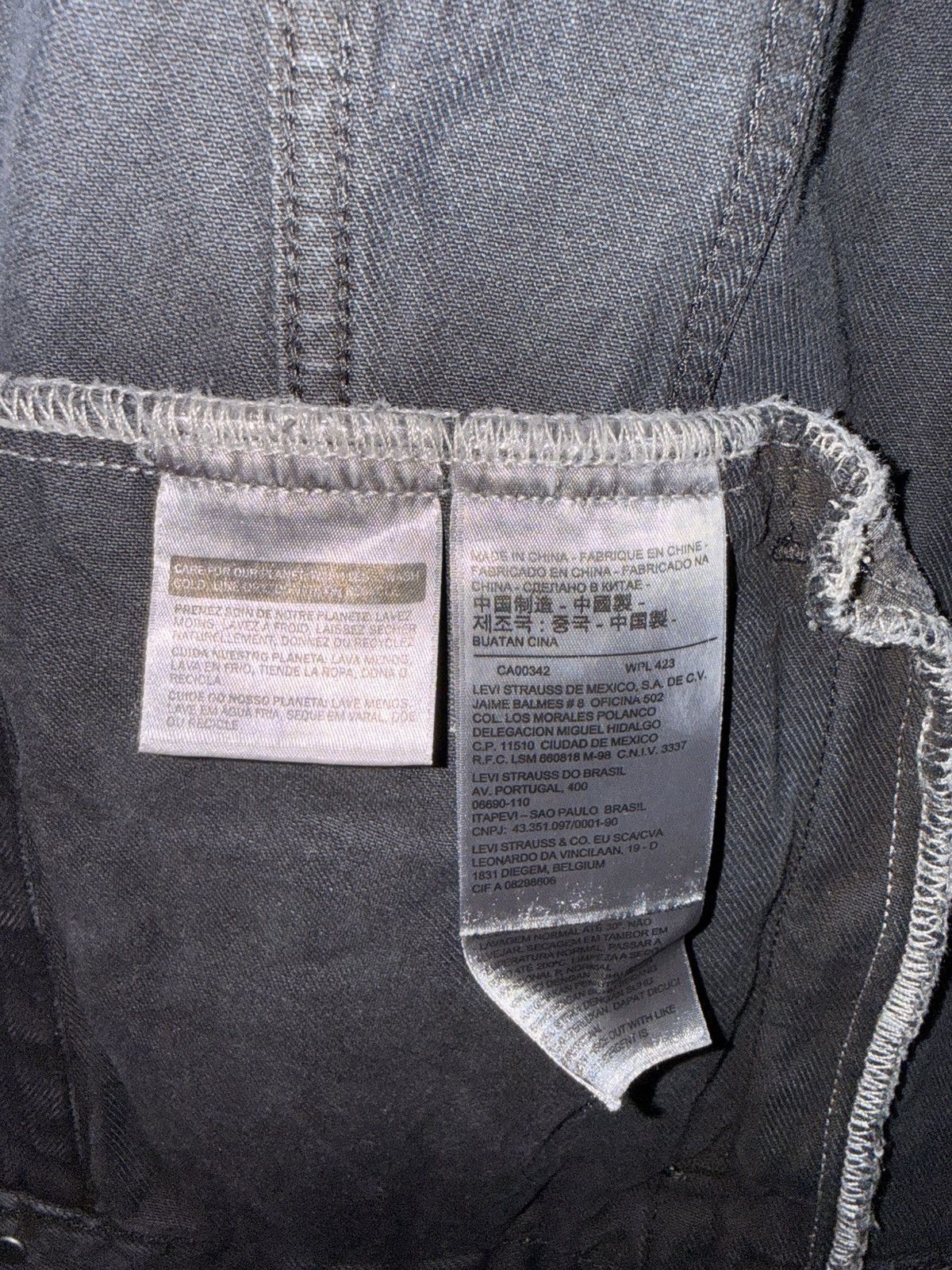 Levi's Levi Distressed Denim Jacket Size US XL / EU 56 / 4 - 5 Thumbnail